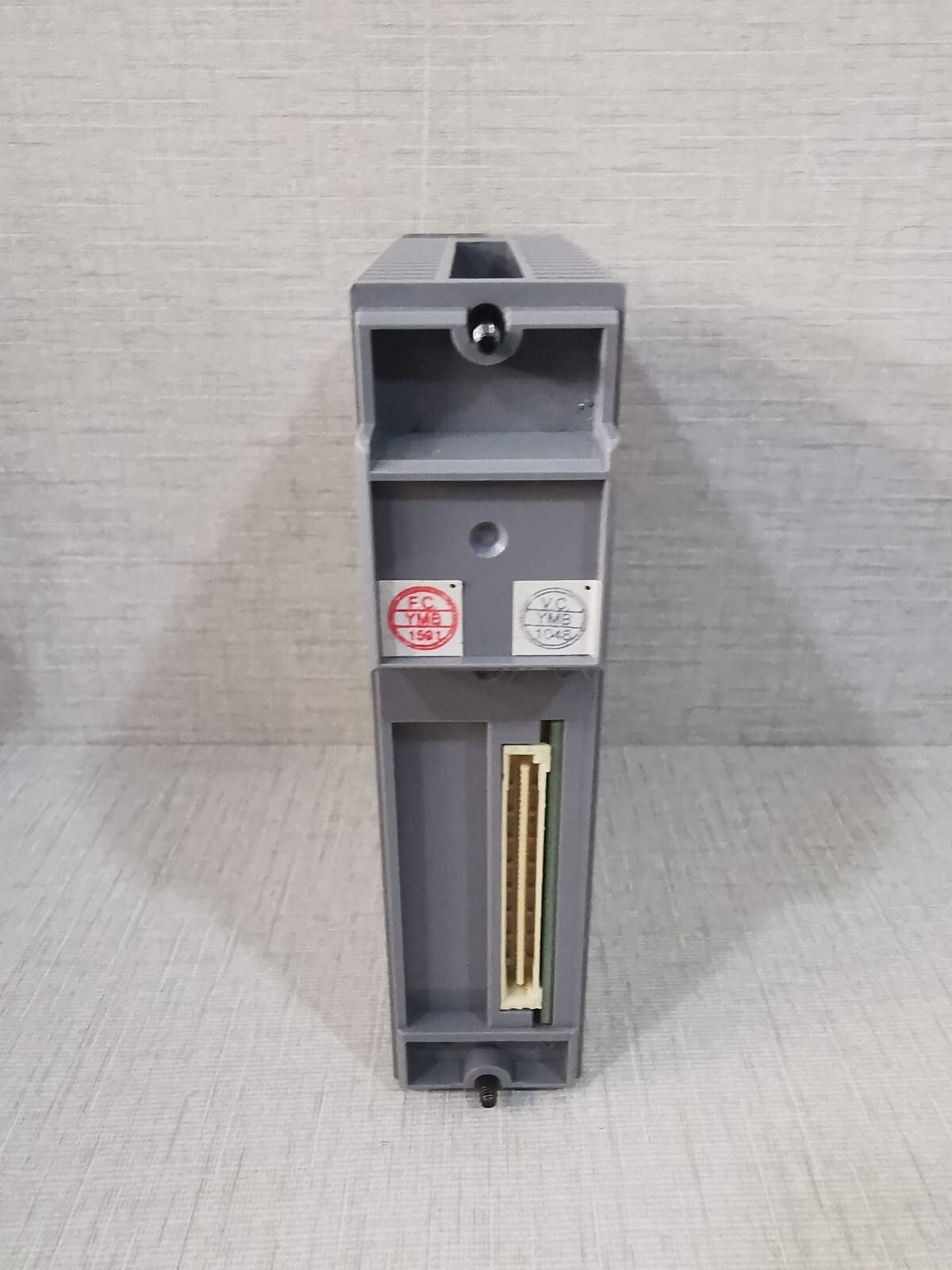 Yokogawa AAI841-H00 YOKOGAWA AAI841-H00 S2 ANALOG INPUT /OUTPUT MODULE W/ ATK4A-00 S1 8