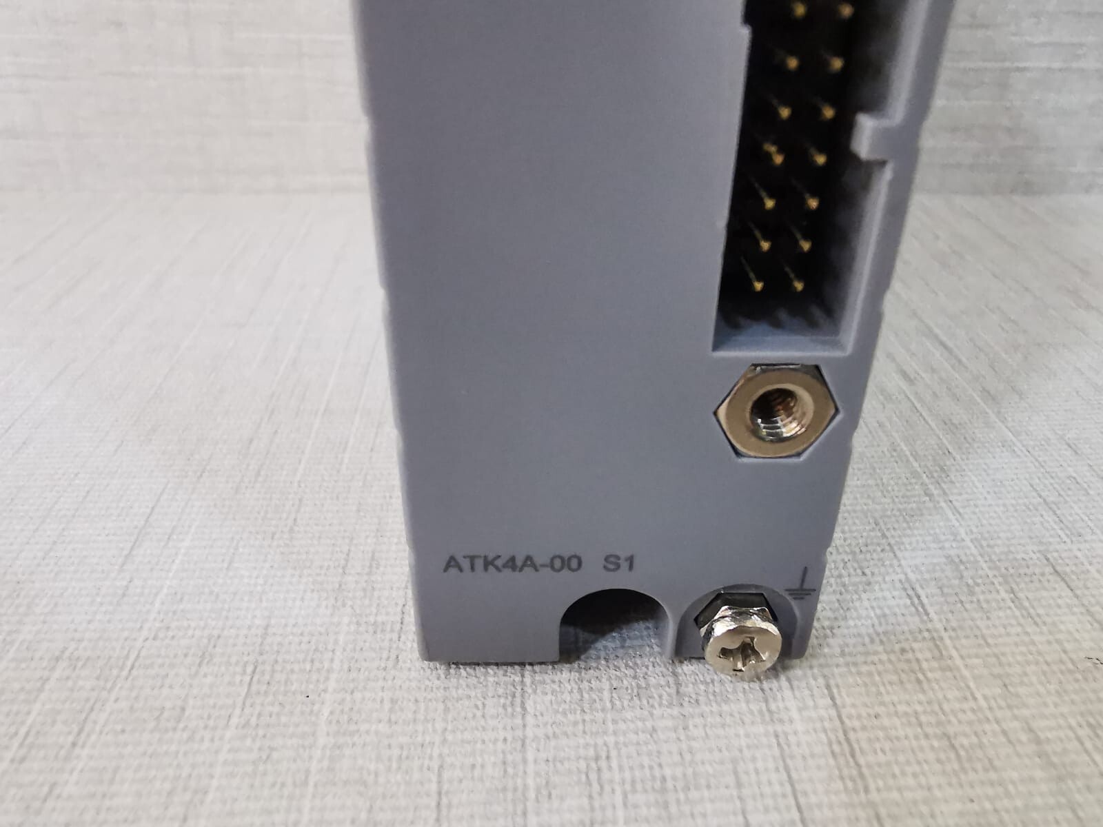 Yokogawa AAV141 YOKOGAWA AAV141 -S00 S2 ANALOG INPUT MODULE WITH ATK4A-00 S1 3