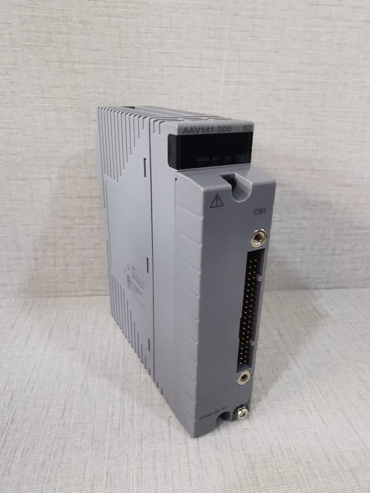 Yokogawa AAV141 YOKOGAWA AAV141 -S00 S2 ANALOG INPUT MODULE WITH ATK4A-00 S1 4