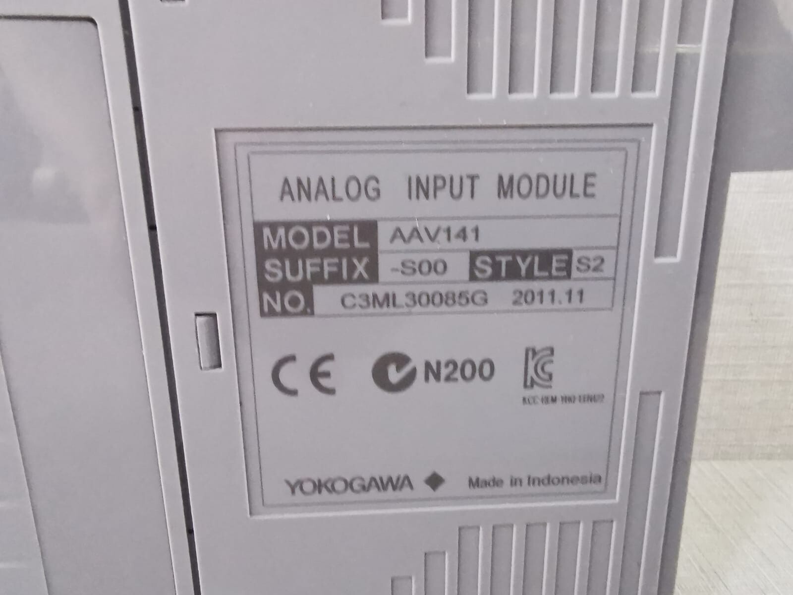 Yokogawa AAV141 YOKOGAWA AAV141 -S00 S2 ANALOG INPUT MODULE WITH ATK4A-00 S1 6