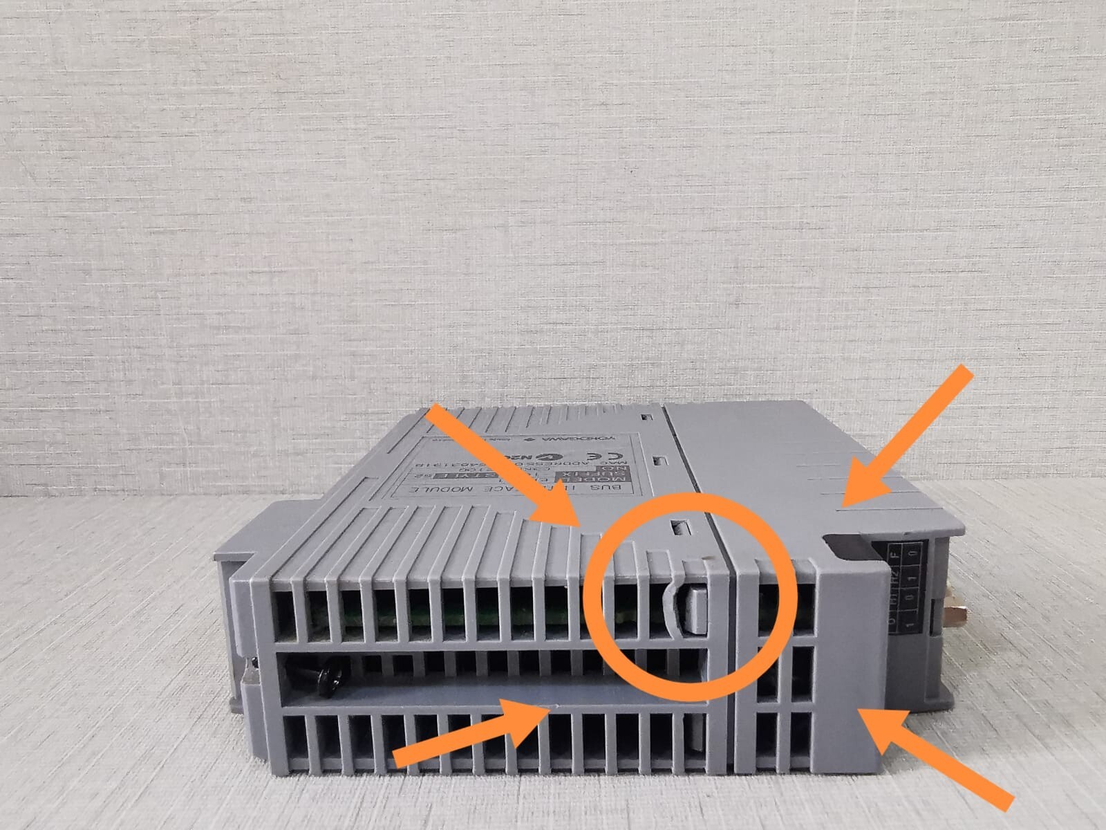 Yokogawa EB511-10 EB511 YOKOGAWA EB511-10 STYLE S2 BUS INTERFACE MODULE-WITH BENDED AND RUSTY PART 9