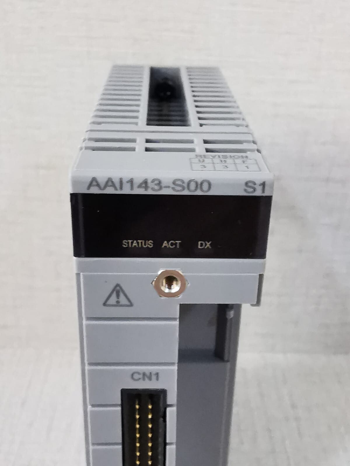 Yokogawa AAI143-S00 S1 YOKOGAWA AAI143-S00 S1 ANALOG INPUT MODULE 2