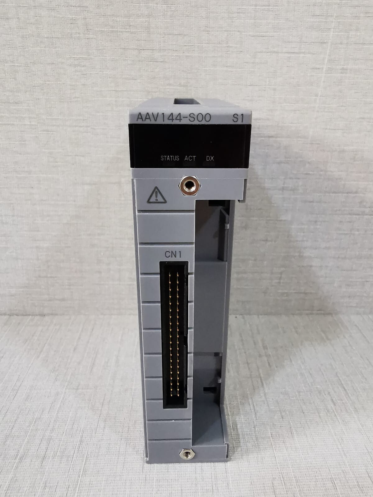 YOKOGAWA AAV144-SOO S1 ANALOG INPUT MODULE