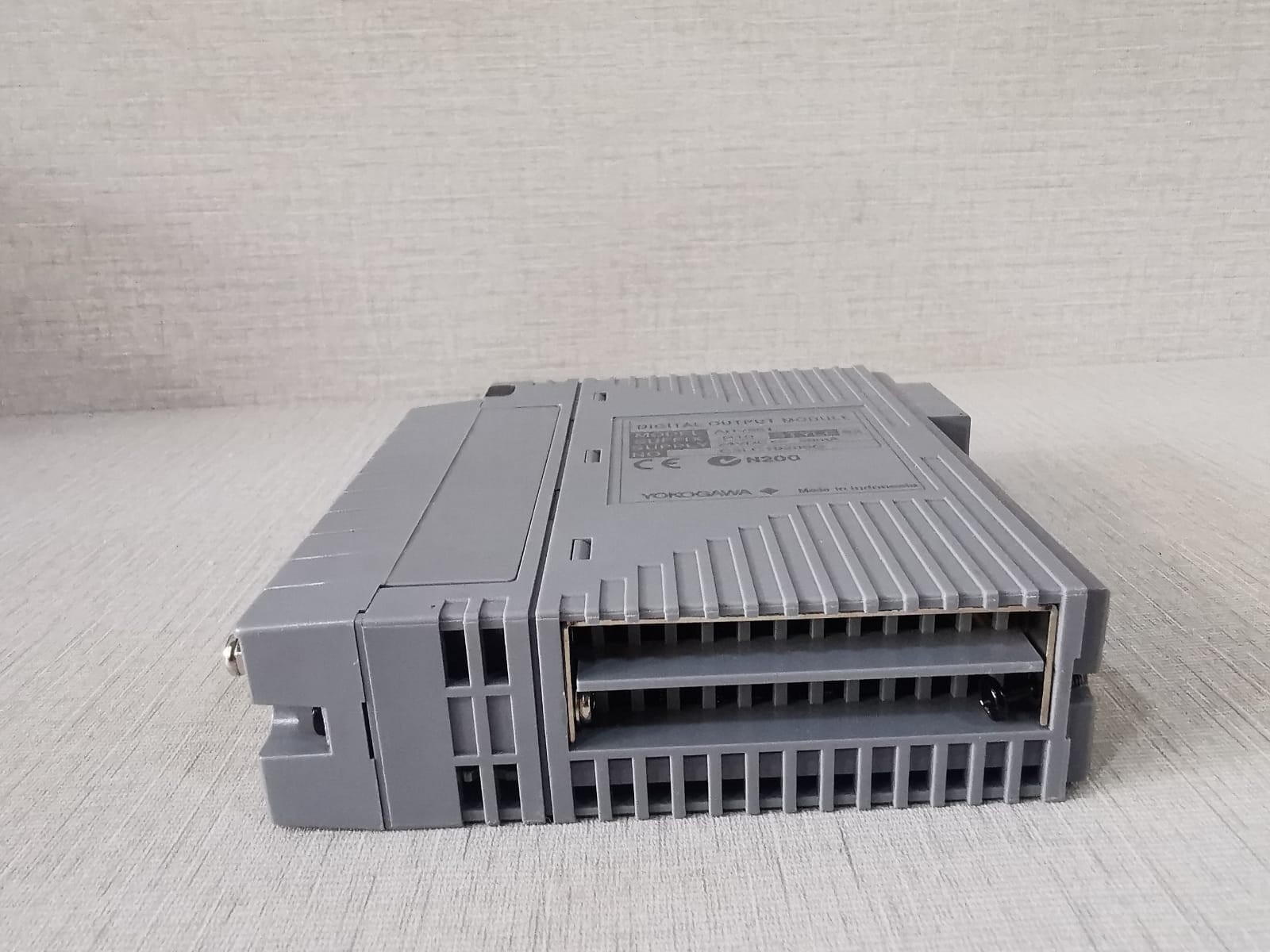 Yokogawa ADV551-P10 STYLE S2 ADV551 YOKOGAWA ADV551-P10 STYLE S2 DIGITAL OUTPUT MODULE W/ ATD5A-00 S1 7