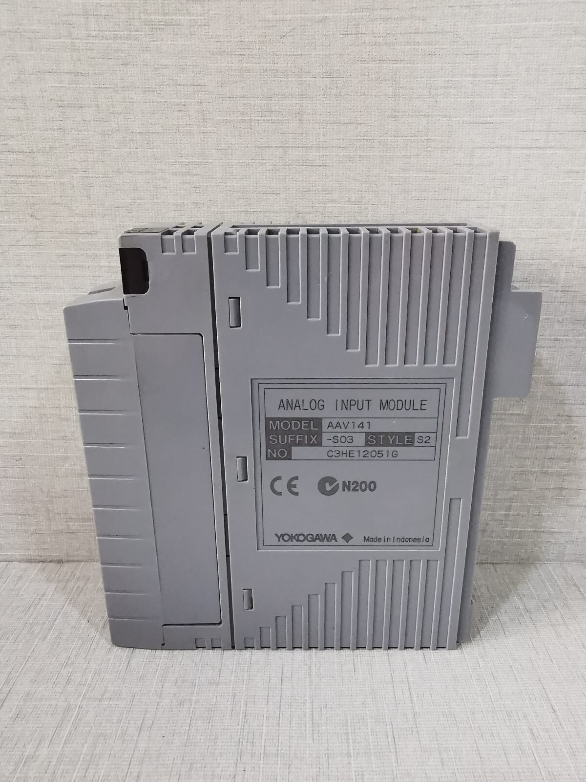 Yokogawa AAV141-S03 S2 YOKOGAWA AAV141-S03 S2 ANALOG INPUT MODULE WITH ATK4A-OO S1 6