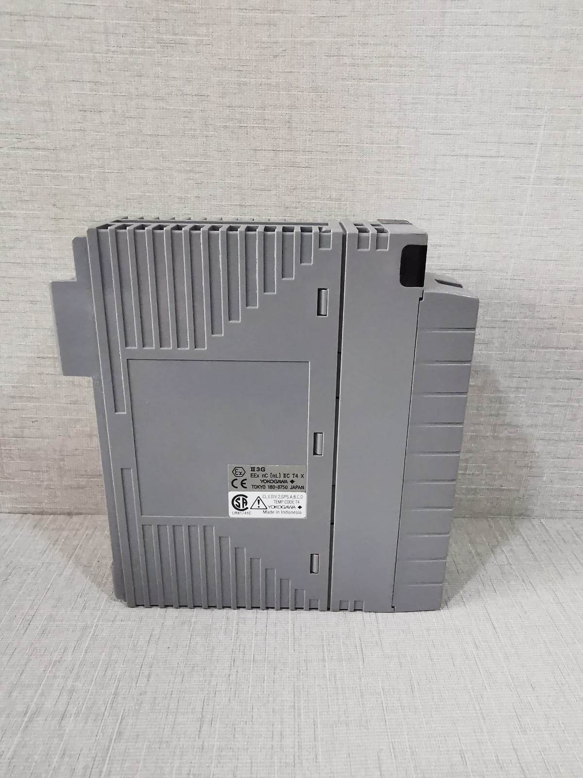 Yokogawa AAV141-S03 S2 YOKOGAWA AAV141-S03 S2 ANALOG INPUT MODULE WITH ATK4A-OO S1 7