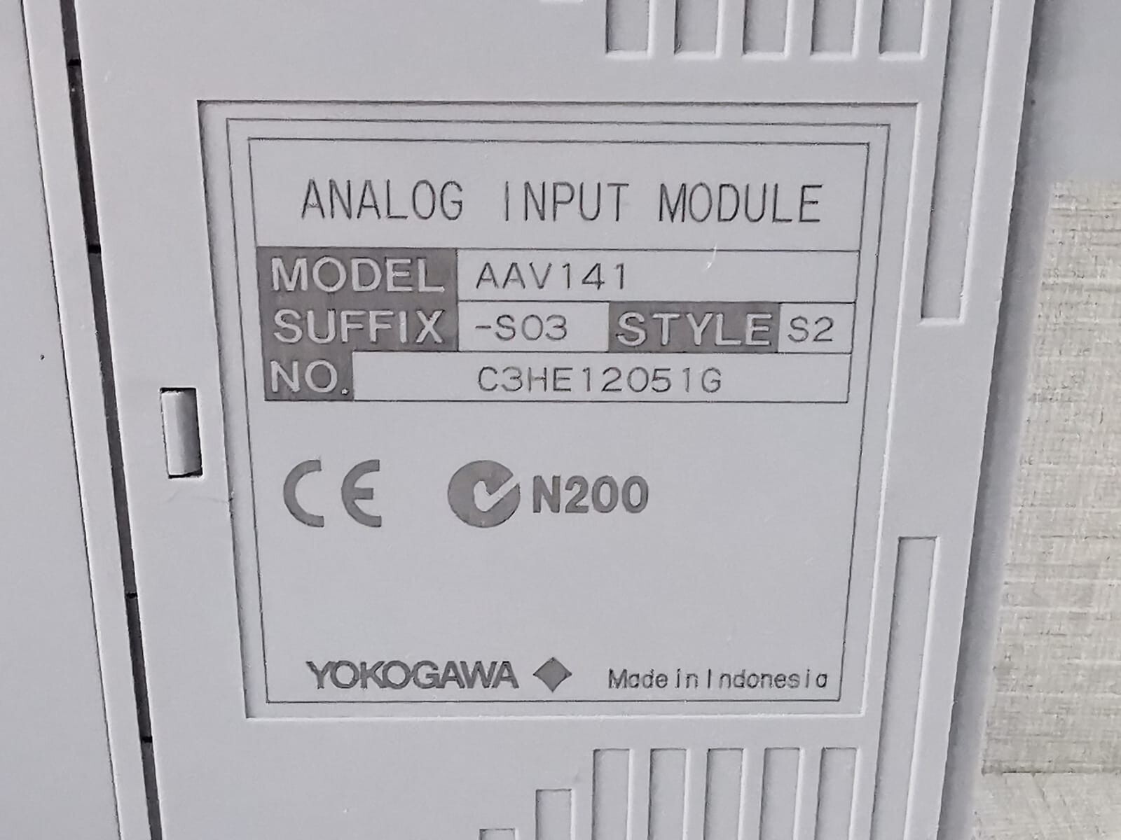Yokogawa AAV141-S03 S2 YOKOGAWA AAV141-S03 S2 ANALOG INPUT MODULE WITH ATK4A-OO S1 9
