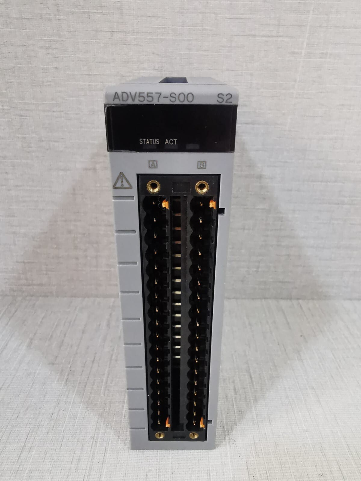 YOKOGAWA ADV557-S00 S2 DIGITAL OUTPUT MODULE 24VDC- 50mA