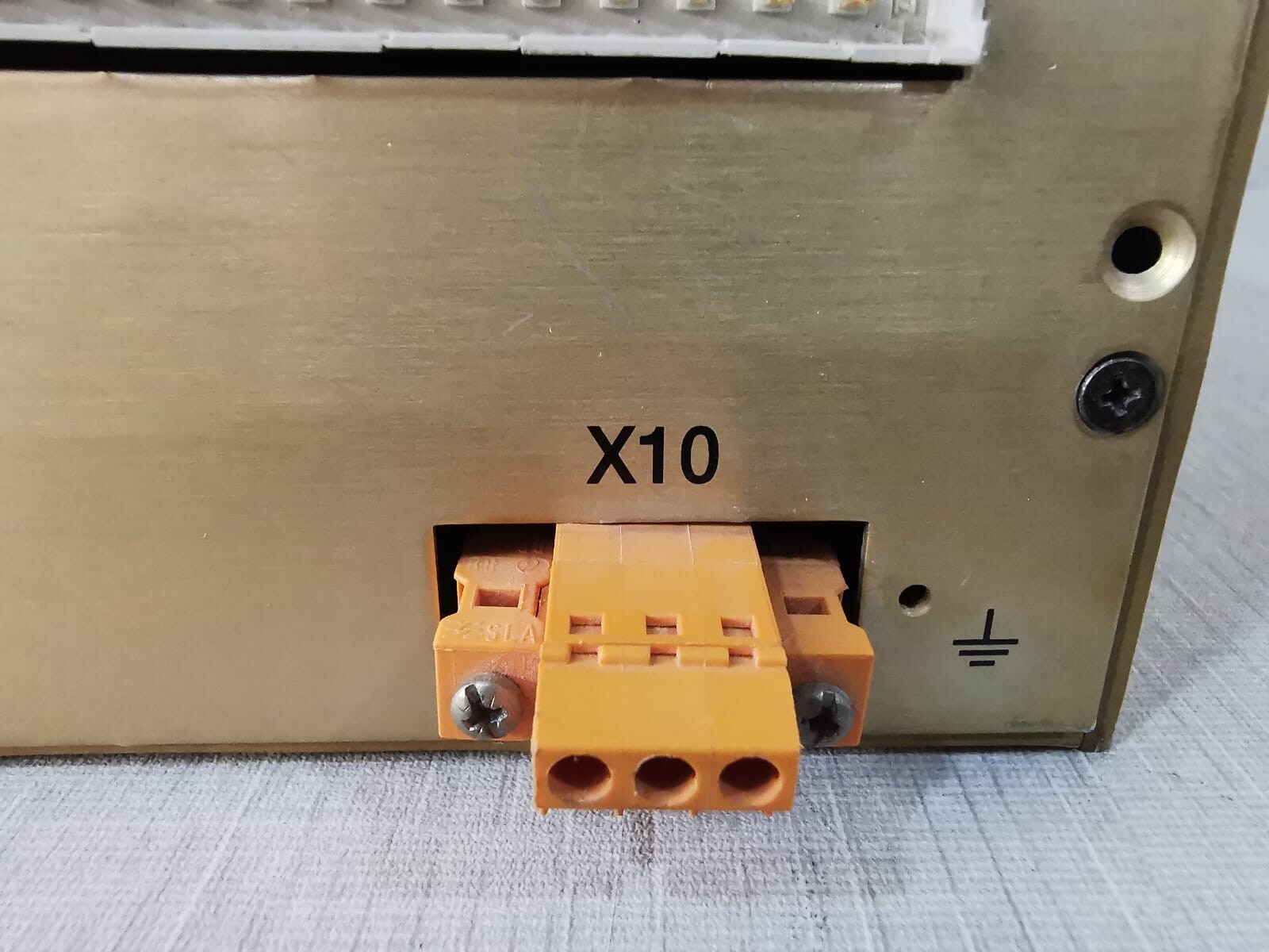 ABB 752001/3WA6I ABB REF542PLUS BASE UNIT 752001/3WA6I -UNIT ONLY 4