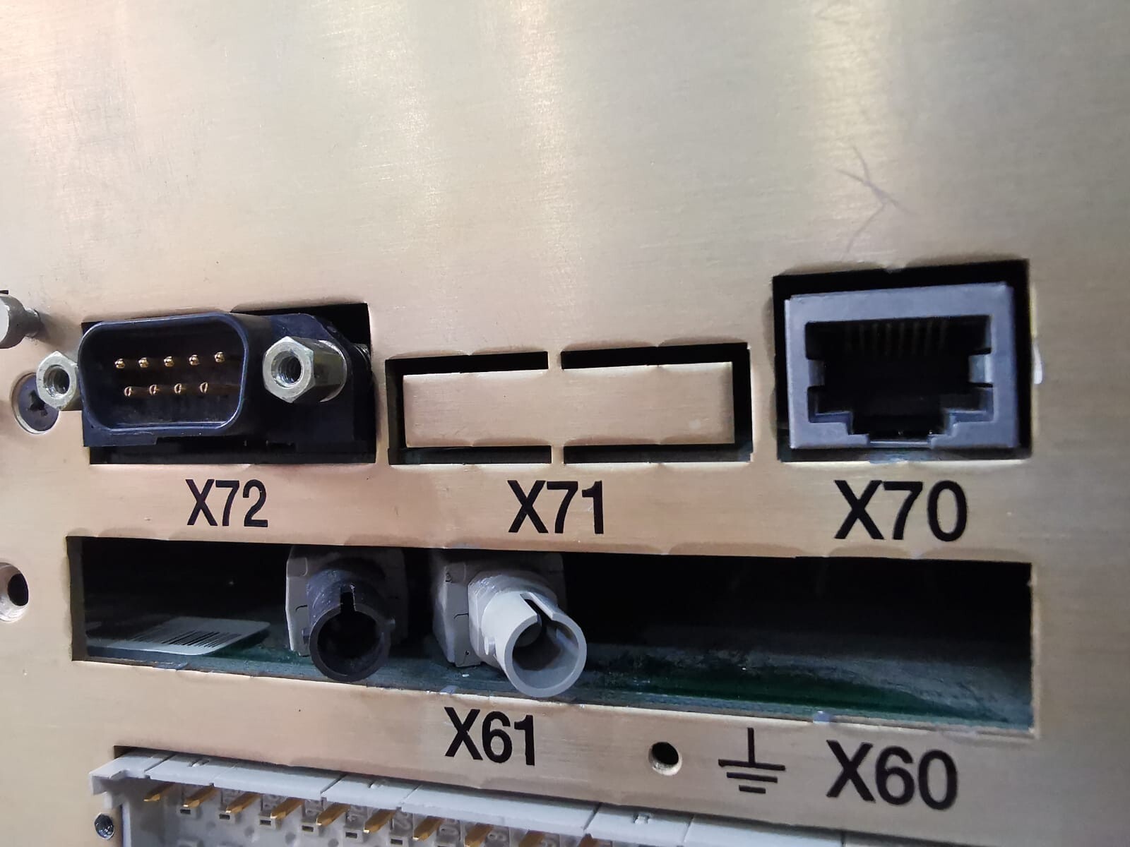 ABB 752001/3WA6I ABB REF542PLUS BASE UNIT 752001/3WA6I -UNIT ONLY 6