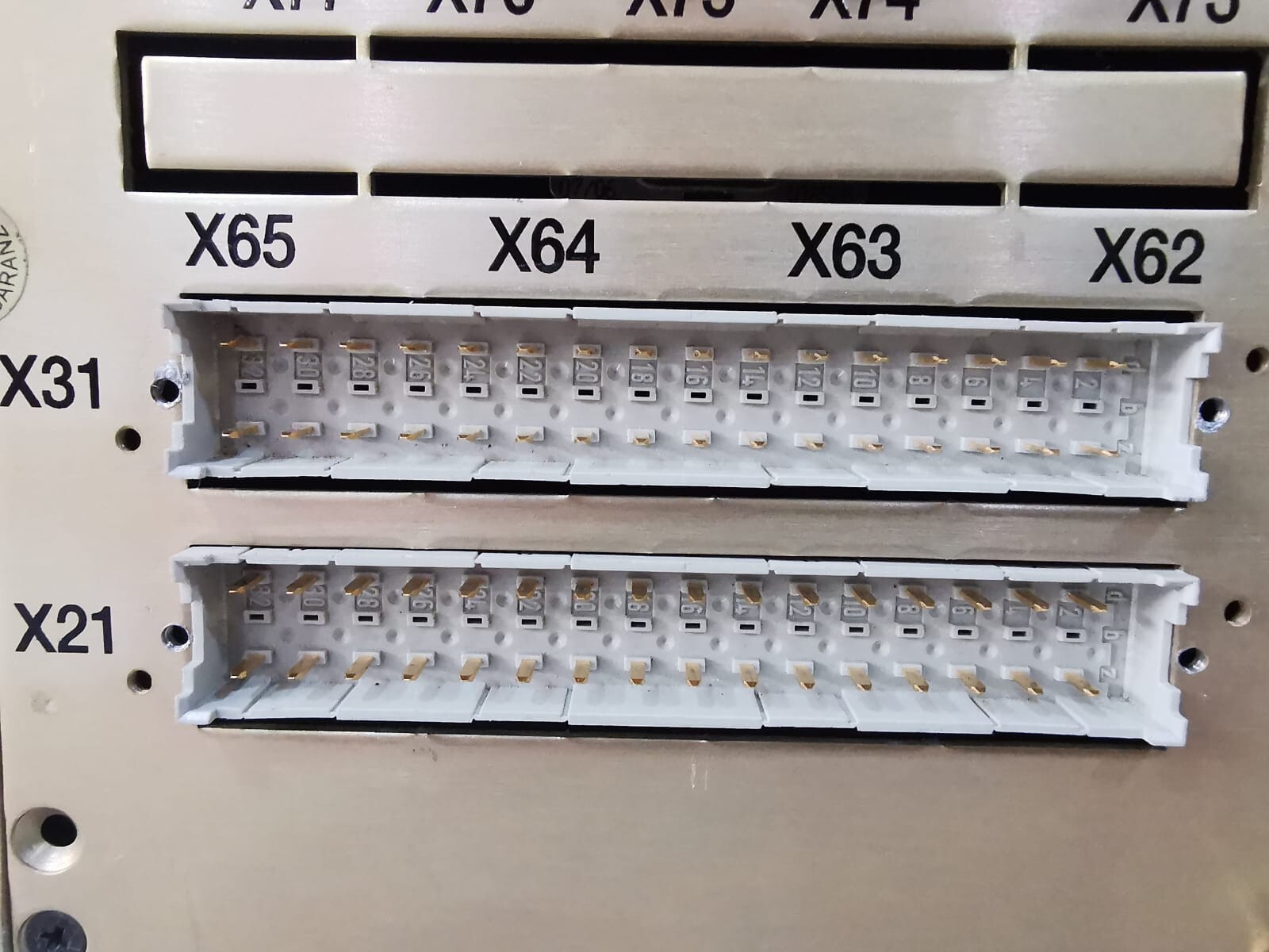 ABB 752001/3WA6I ABB REF542PLUS BASE UNIT 752001/3WA6I -UNIT ONLY 7