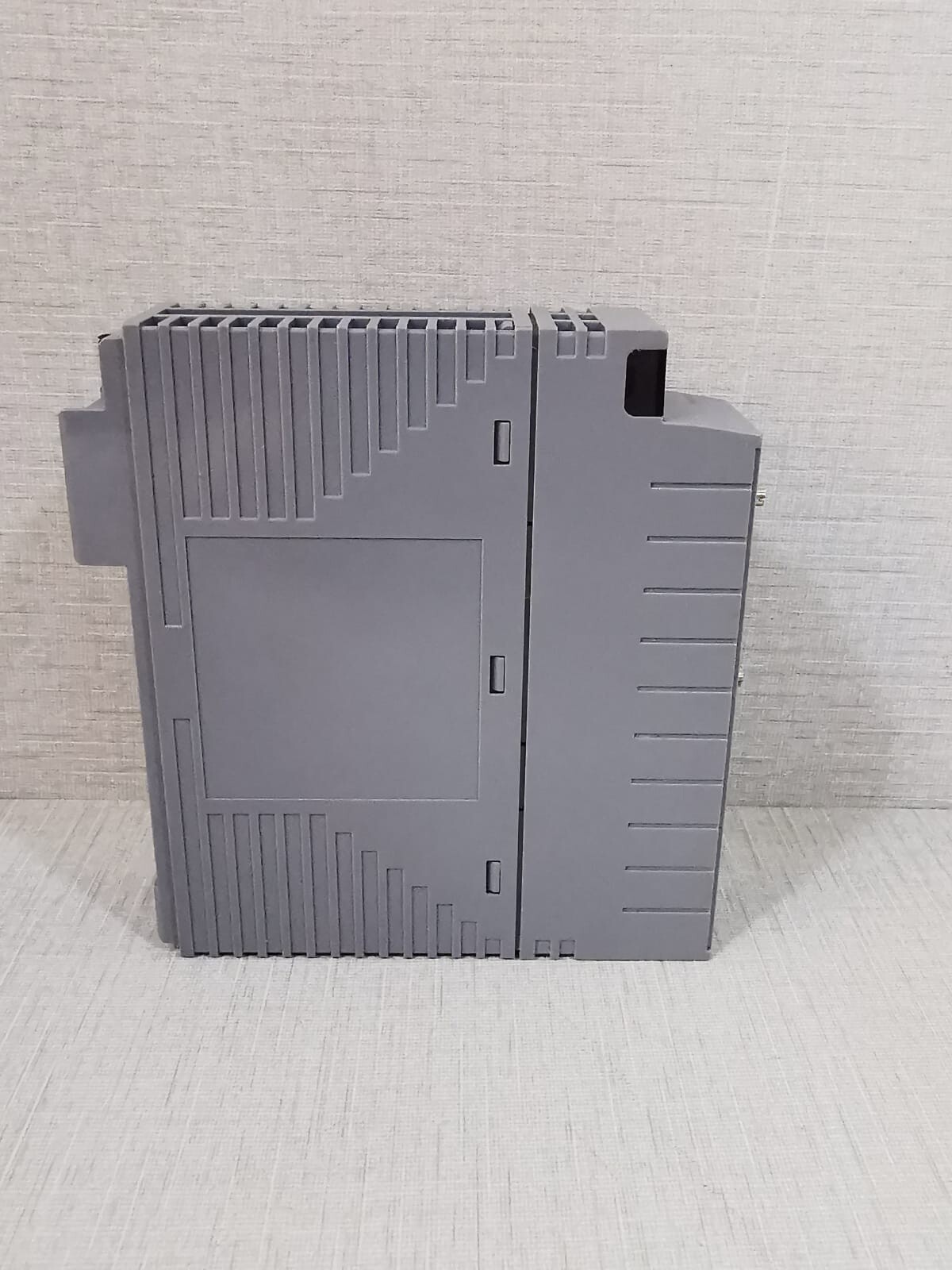 Yokogawa EC401-10 S3 Yokogawa EC401 10 S3 EC401 10 S3 BUS Coupler Module 8