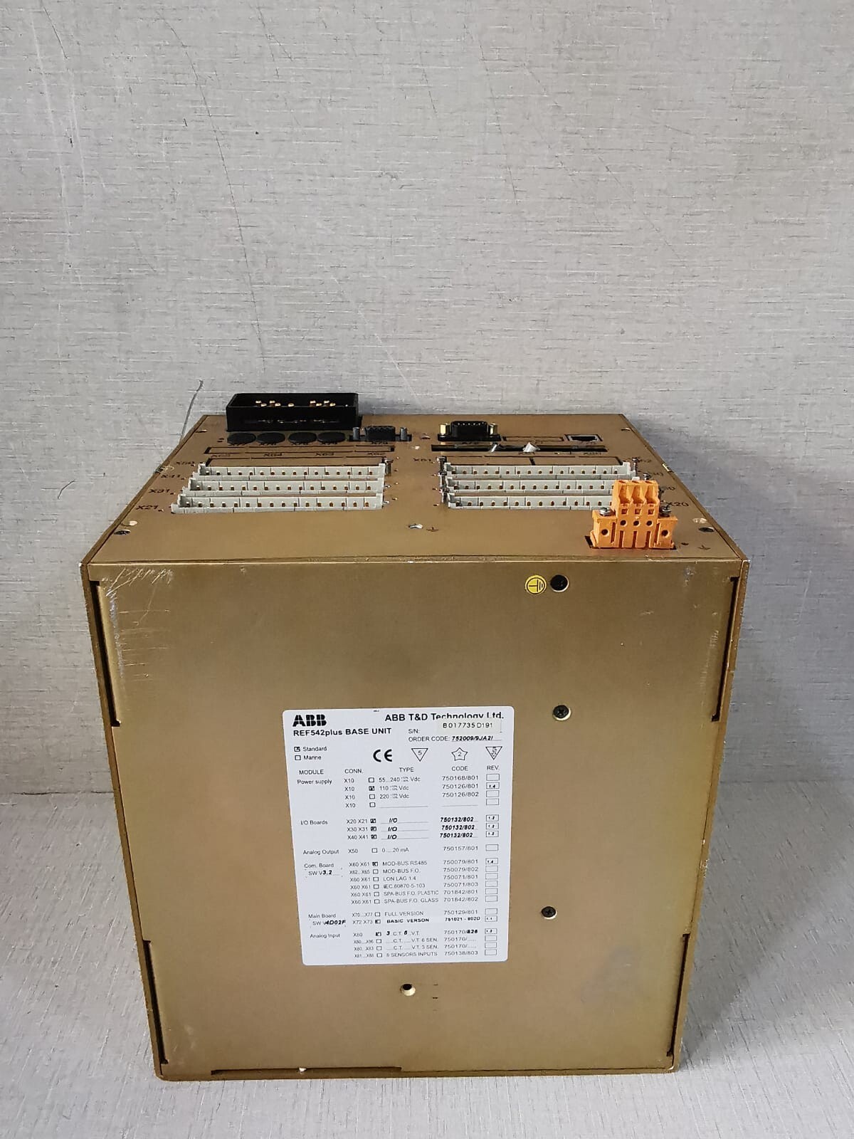 ABB 752009/9JA21 ABB REF542plus BASE UNIT 752009/9JA21-UNIT ONLY 9