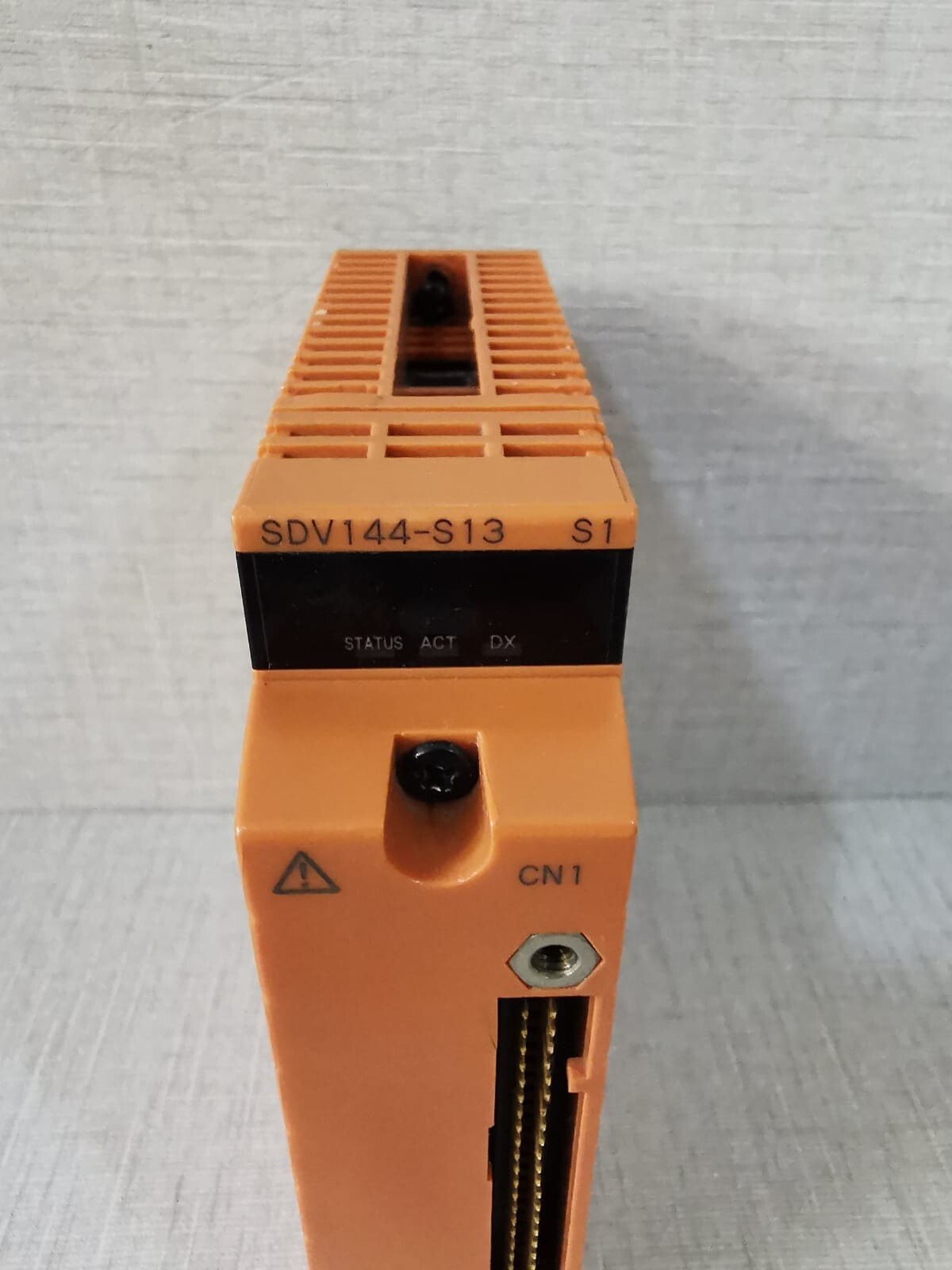 Yokogawa SDV144 -S13 S1 YOKOGAWA SDV144 -S13 S1 24VDC=300mA WITH STD4A-00 S1 DIGITAL INPUT MODULE 3