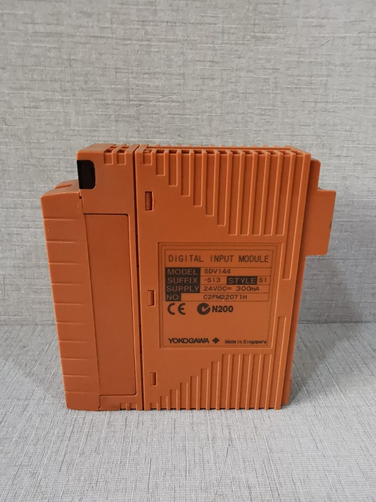 Yokogawa SDV144 -S13 S1 YOKOGAWA SDV144 -S13 S1 24VDC=300mA WITH STD4A-00 S1 DIGITAL INPUT MODULE 8