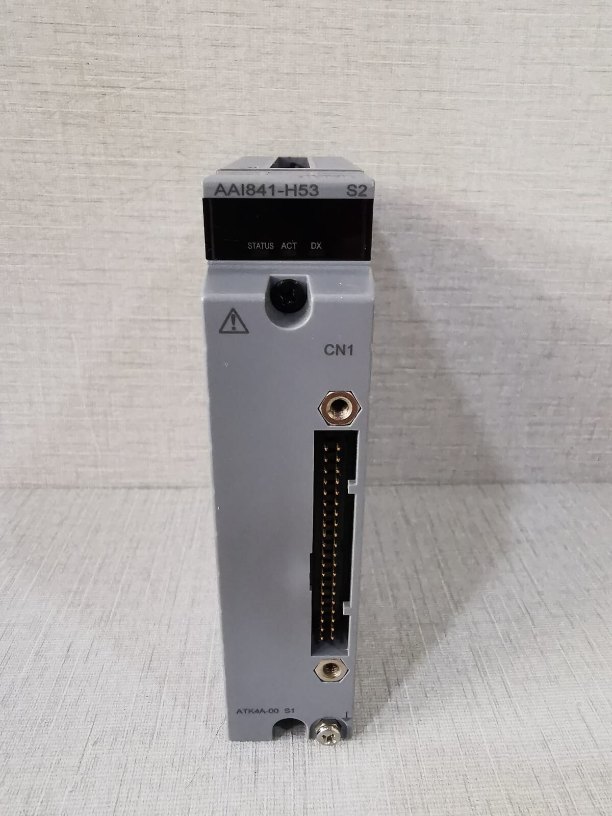 Yokogawa AAI841-H53 S2 YOKOGAWA AAI841-H53 S2 WITH ATK4A-00 S1 ANALOG INPUT/OUTPUT MODULE 2