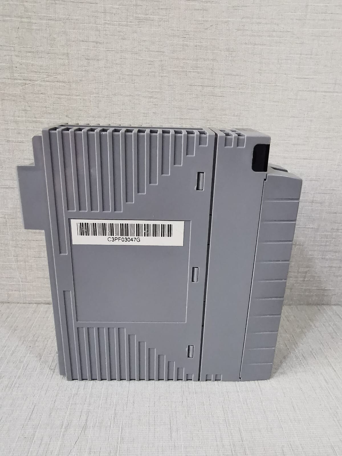 Yokogawa AAI841-H53 S2 YOKOGAWA AAI841-H53 S2 WITH ATK4A-00 S1 ANALOG INPUT/OUTPUT MODULE 10