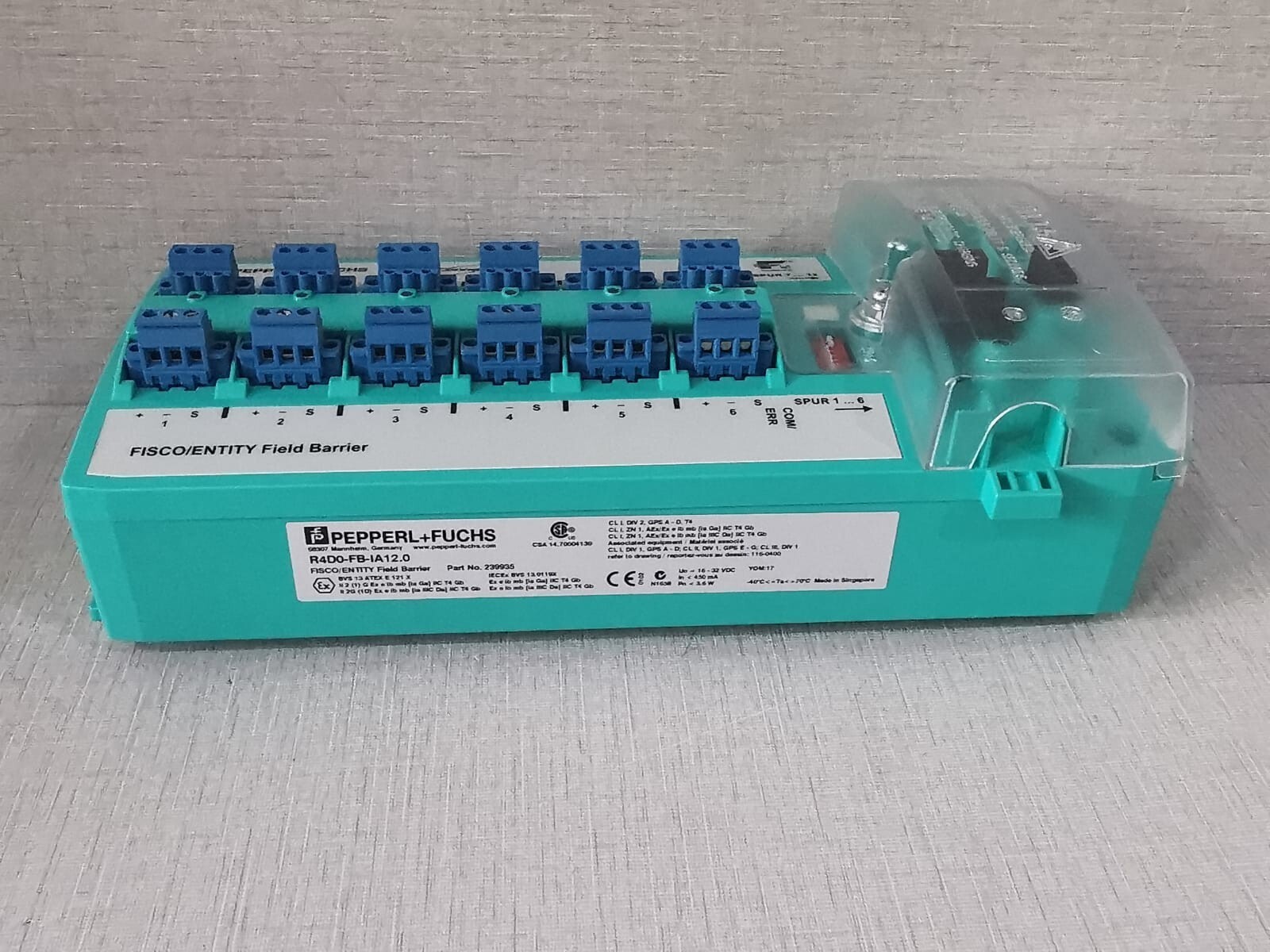 PEPPERL+FUCHS 239935 PEPPERL+FUCHS R4D0-FB-IA12.0 FISCO/ENTITY Field Barrier Part No: 239935 8