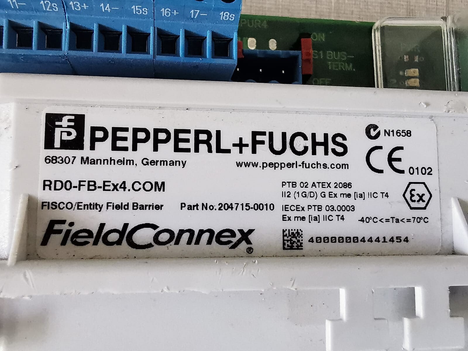 PEPPERL+FUCHS 204715-0010 PEPPERL+FUCHS RD0-FB-EX4.COM FIELD CONNEX FISCO/ENTITY FIELD BARRIER 204715-0010 2