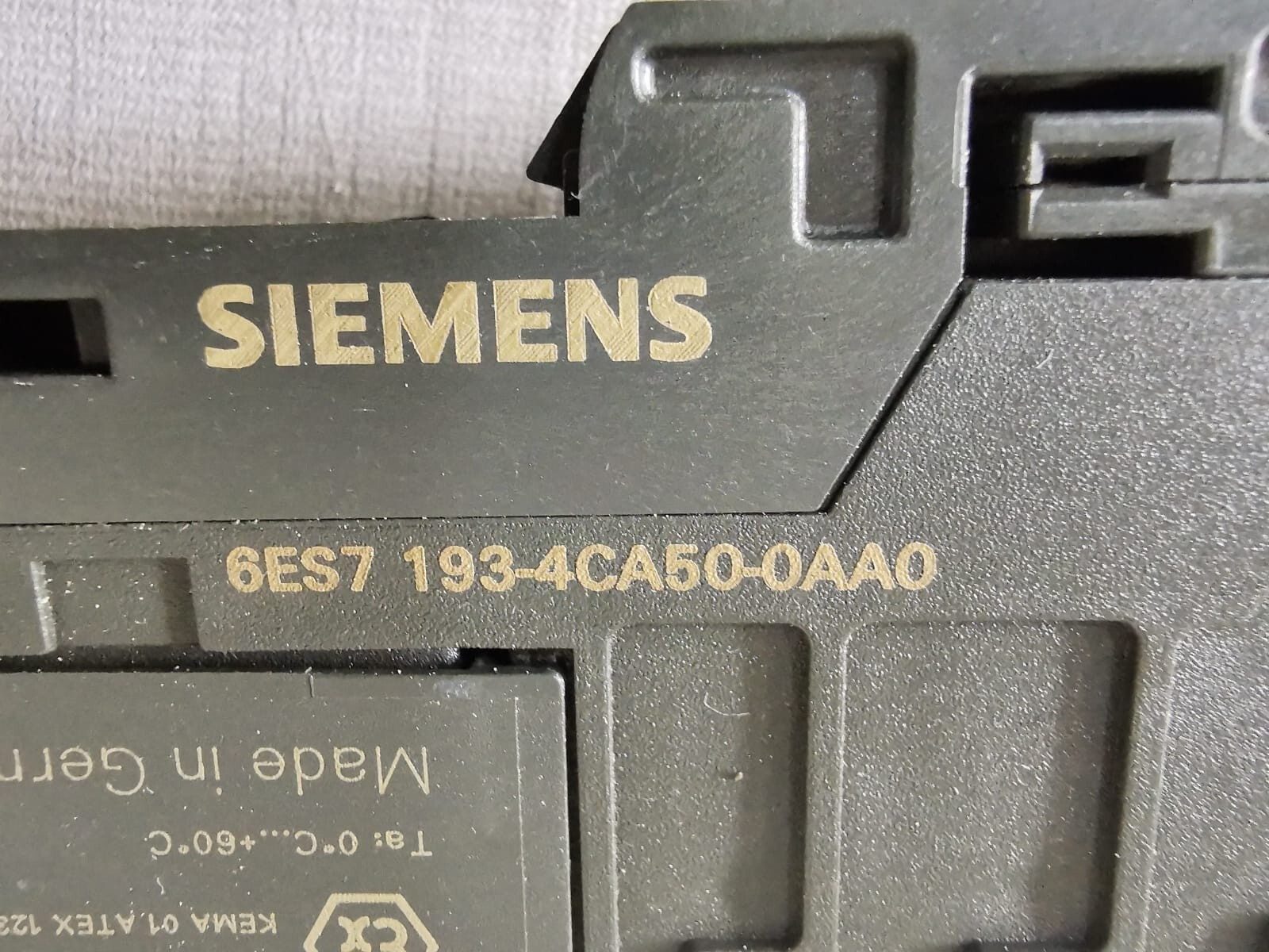 Siemens 6ES7 132-4BD00-0AA0 /6ES7 193-4CA50-0AA0 SIEMENS 6ES7 132-4BD00-0AA0 WITH 6ES7 193-4CA50-0AA0 3