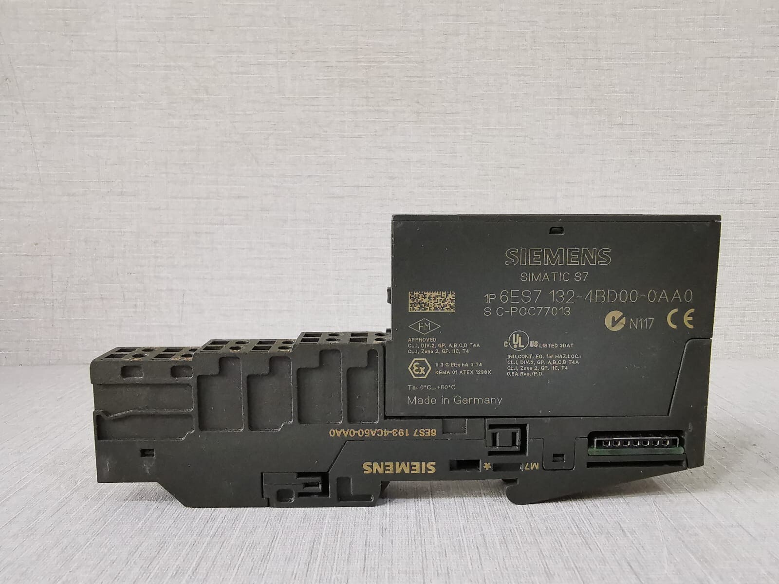 Siemens 6ES7 132-4BD00-0AA0 /6ES7 193-4CA50-0AA0 SIEMENS 6ES7 132-4BD00-0AA0 WITH 6ES7 193-4CA50-0AA0 4