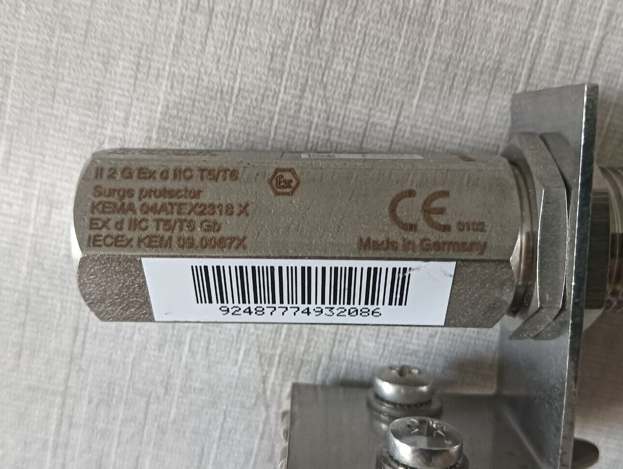 Pepperl 130016 Pepperl+Fuchs Surge protector FS-LBF-D1.32 P/n: 130016 3