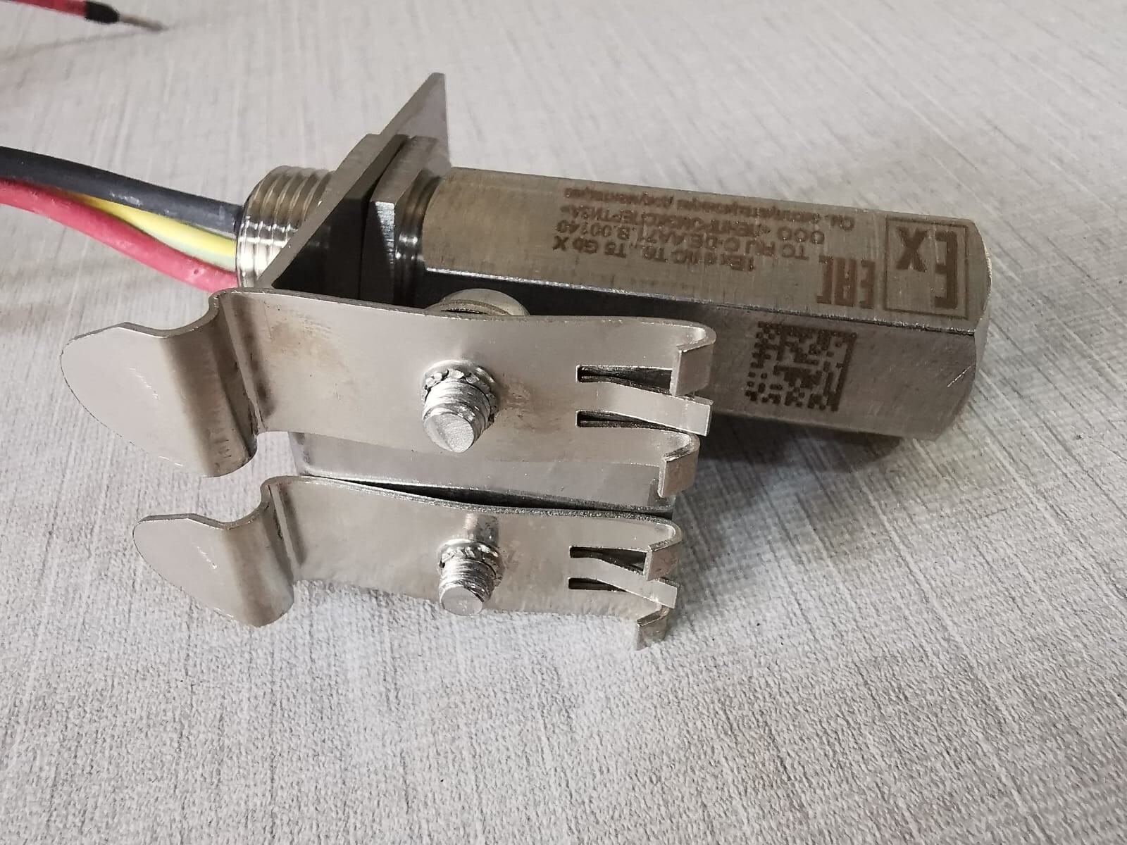 Pepperl 130016 Pepperl+Fuchs Surge protector FS-LBF-D1.32 P/n: 130016 7