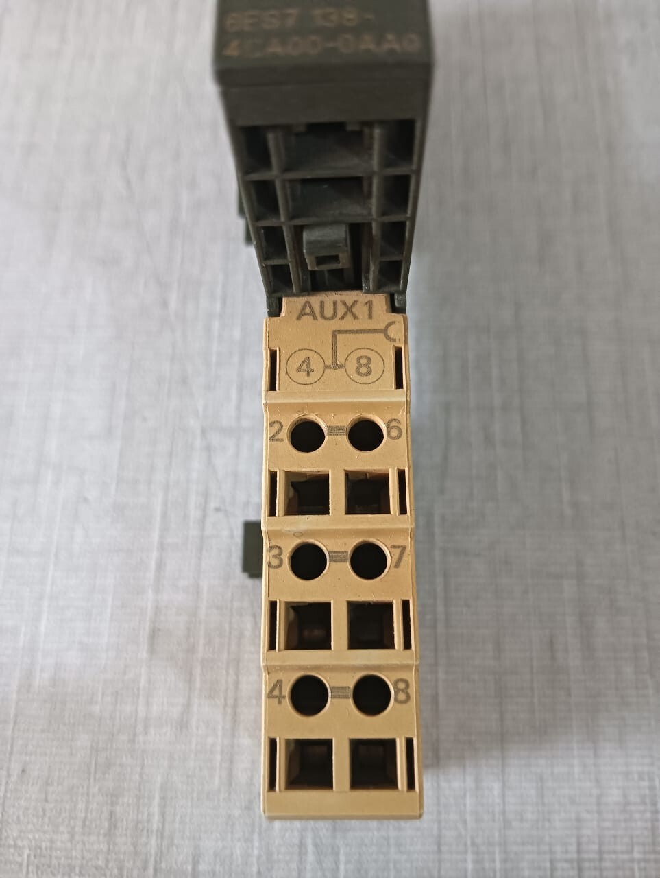 Siemens 6ES7 138-4CA00-0AA0 /6ES7 193-4CD30-0AA0 PCS SIEMENS 6ES7 138-4CA00-0AA0 WITH 6ES7 193-4CD30-0AA0 10
