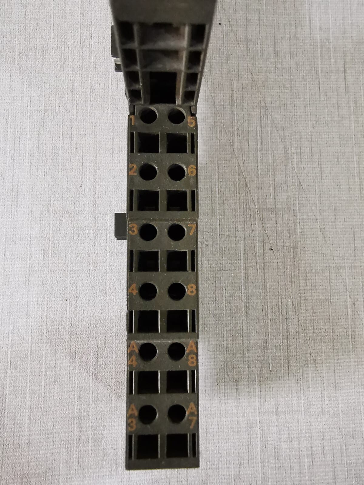 Siemens 6ES7 131-4BD00-0AB0/ 6ES7 193-4CA50-0AA0 PCS SIEMENS 6ES7 131-4BD00-0AB0 WITH 6ES7 193-4CA50-0AA0 W/ DAMAGED PART 9