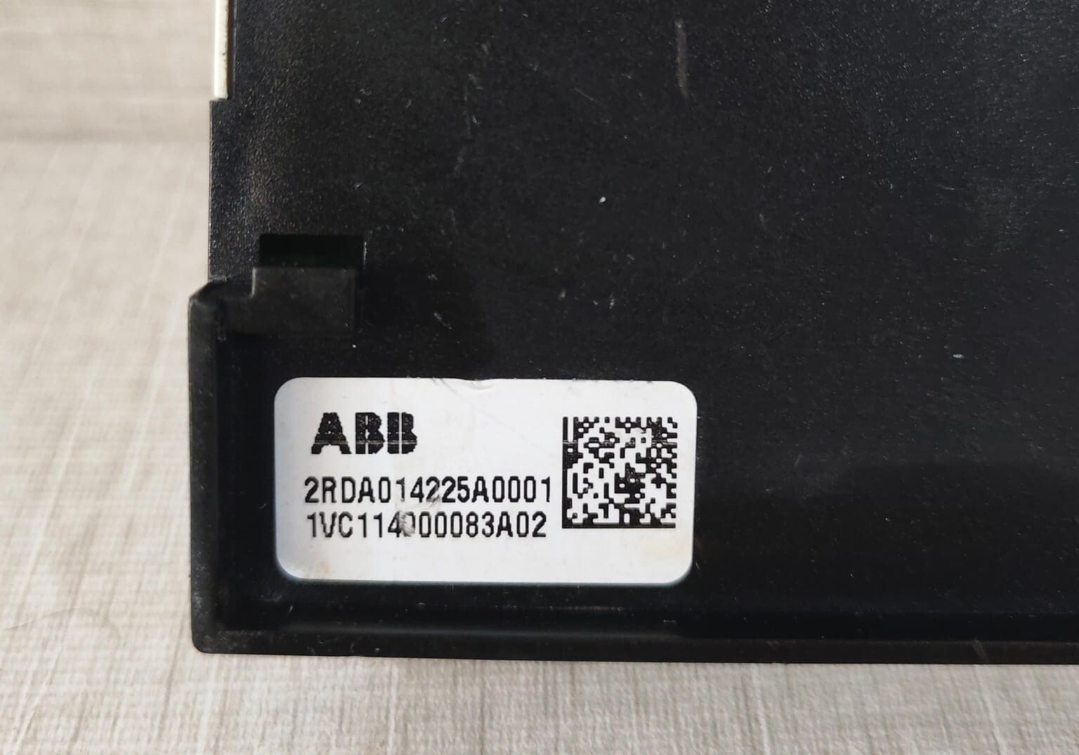 ABB 2RDA014225A0001 1VC114000083A02 ABB MYSITECARE 2RDA014225A0001 1VC114000083A02 CIRCUIT BREAKER 9