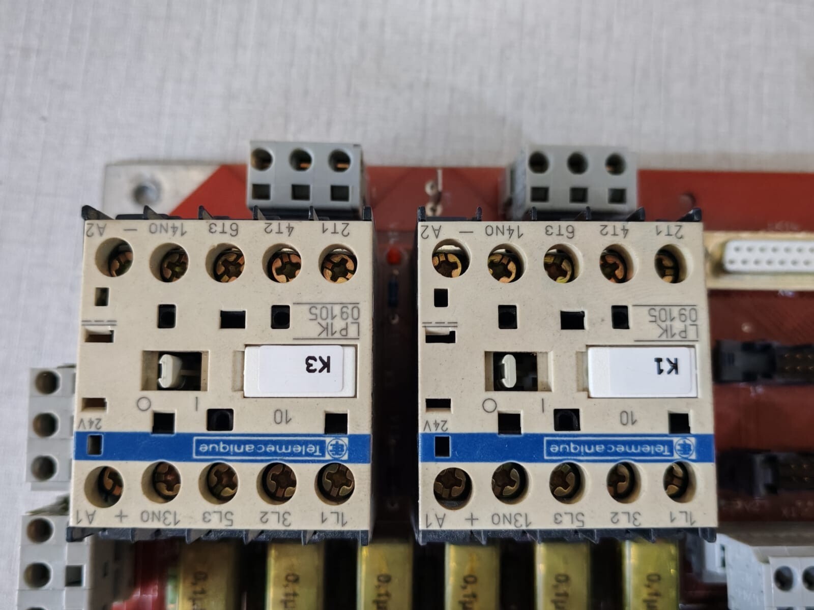 Harrison PCB283 ISSUE 2 E131-0055 HARRISON ALPHA 400 I/O BOARD PCB283 ISSUE 2 E131-0055 6