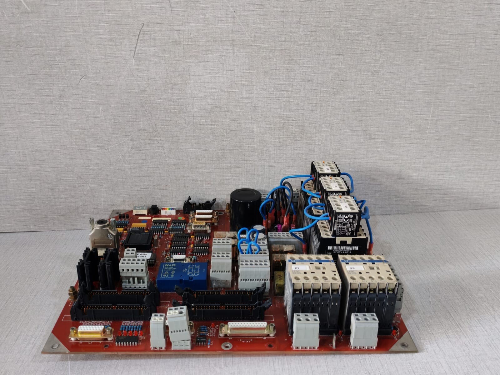 Harrison PCB283 ISSUE 2 E131-0055 HARRISON ALPHA 400 I/O BOARD PCB283 ISSUE 2 E131-0055 9