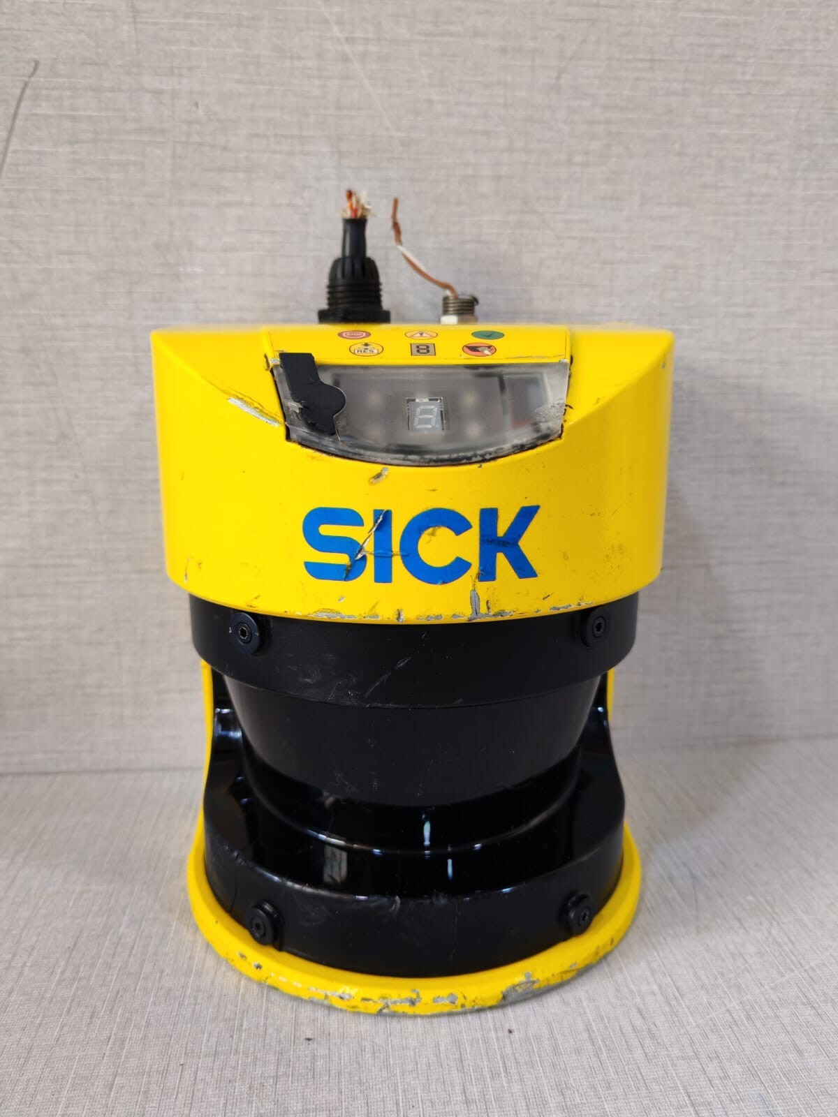 SICK S30A-7011BA SAFETY LASER SCANNER 1023890