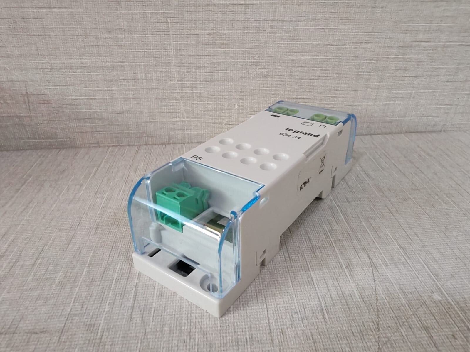 Legrand 634 34 LEGRAND 634 34 VIDEO ADAPTER- WITH OLD BOX 9