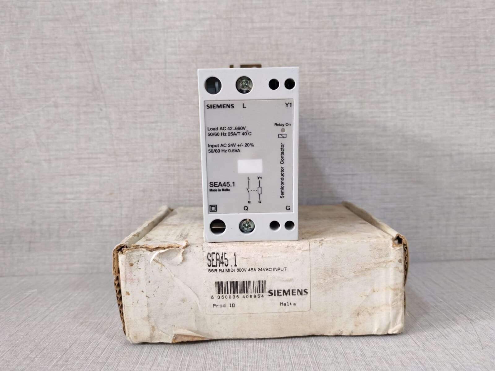SIEMENS SEA45.1 SEMICONDUCTOR CONTACTOR - WITH OLD STOCK BOX