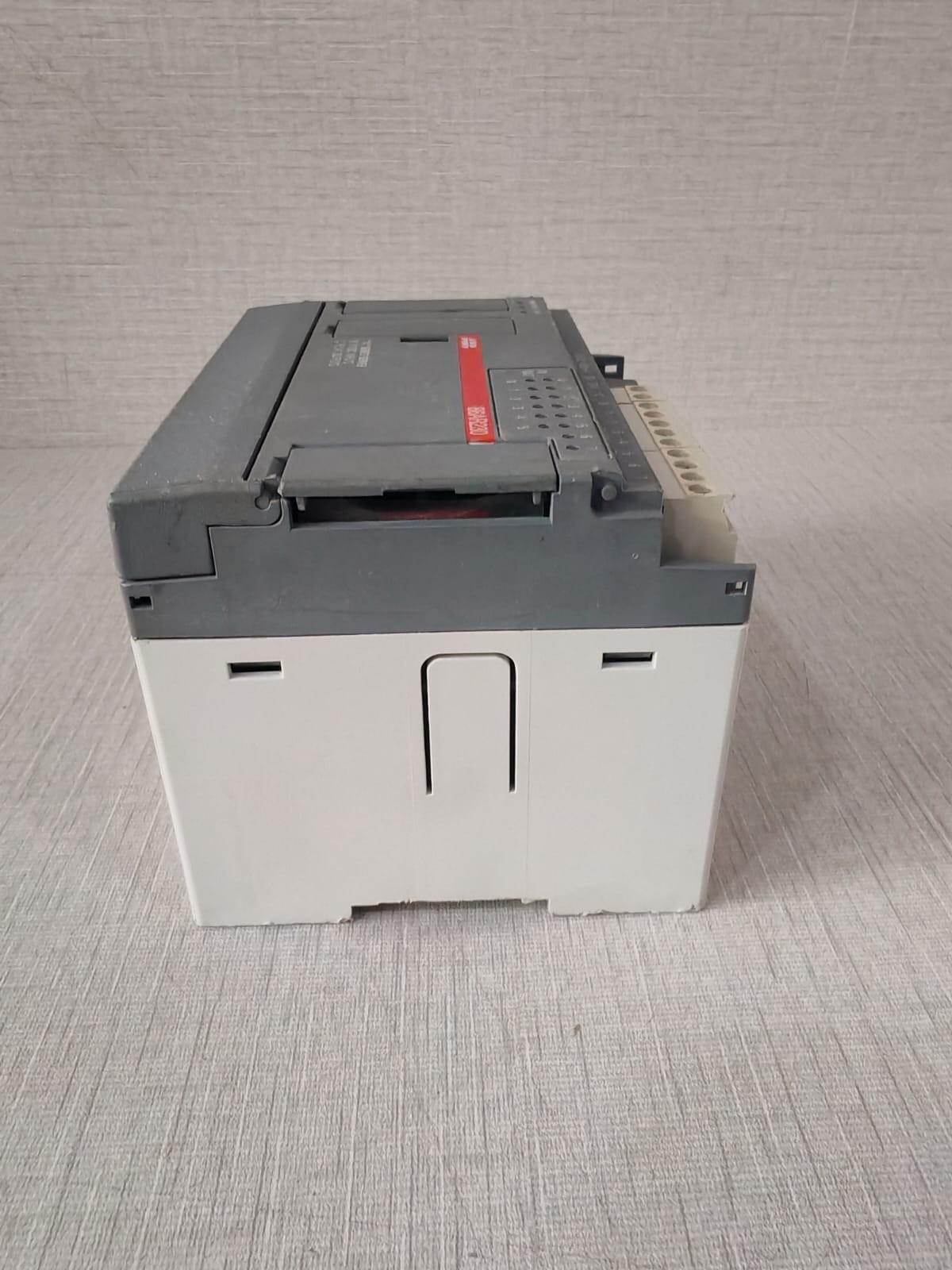ABB 1SBP260001R1001 ABB 86AR230 "A" Series Server 1SBP260001R1001 10