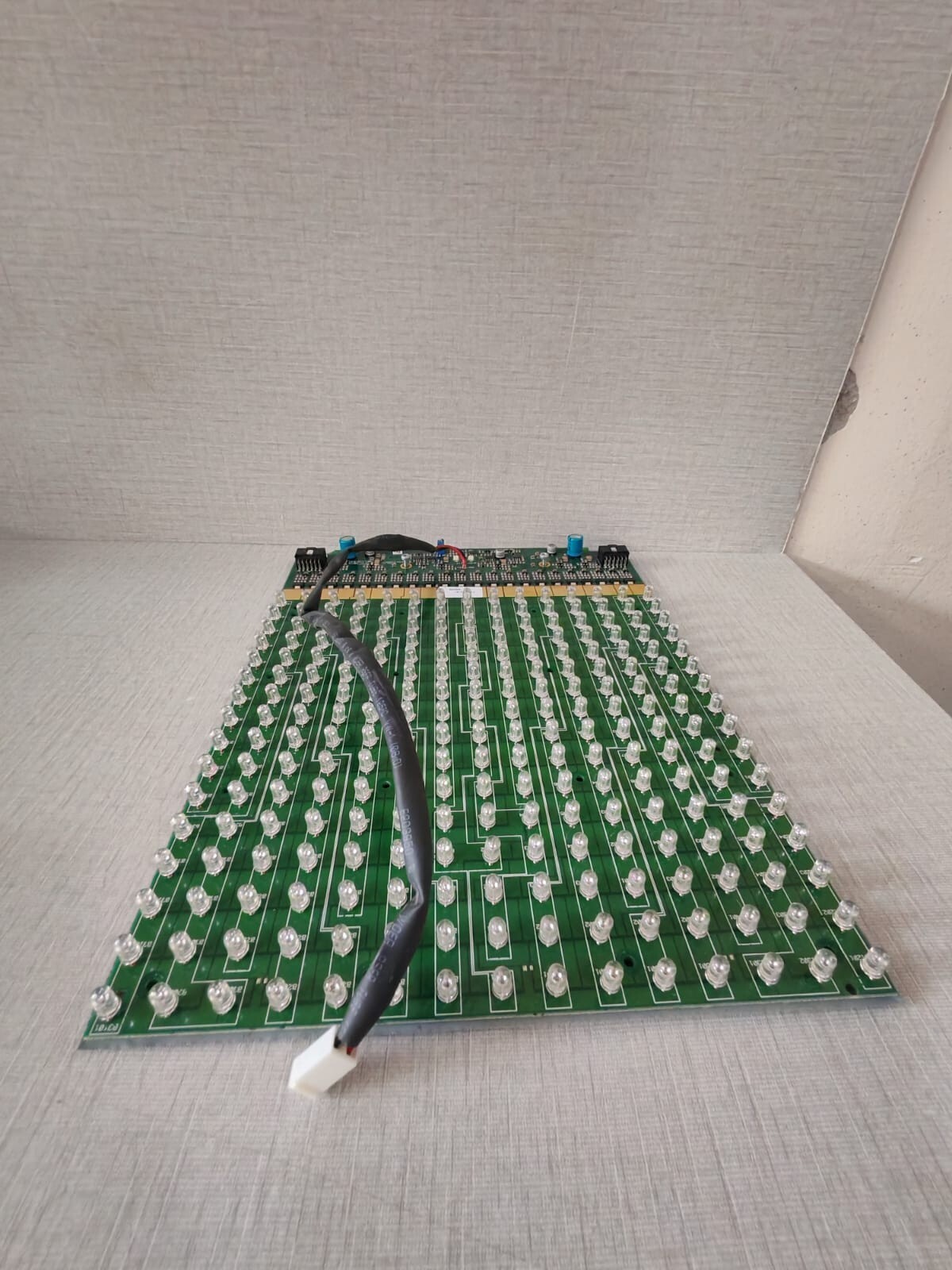 Bosch F.01U.043.141 WK0709 BOSCH F.01U.043.141 WK0709 / 3922 151 94124 Circuit Board from LBB 4512/00 4