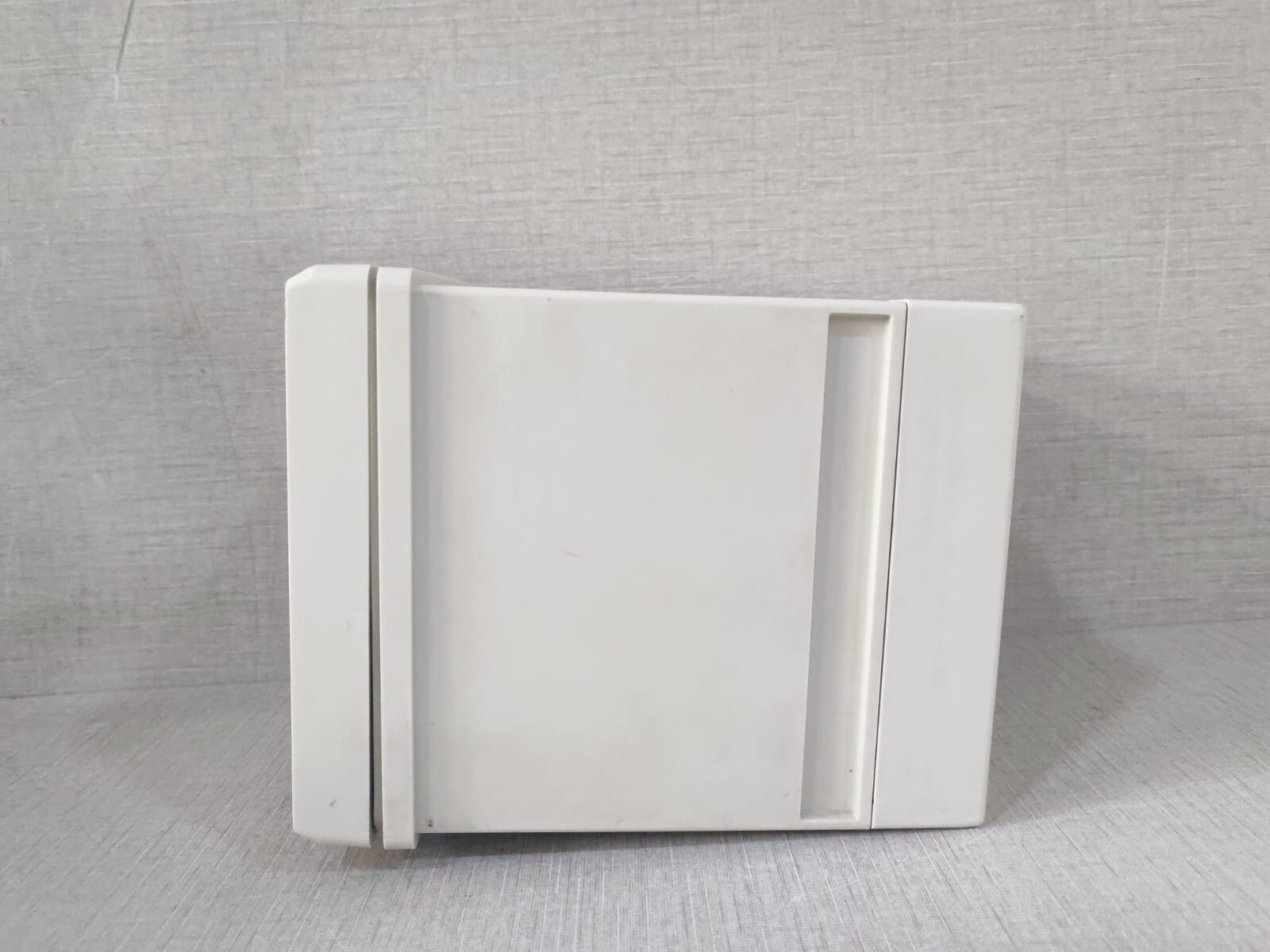 ABB RVG200 ABB RVG200 SCREENMASTER RVG200A6R6A6R6A0A1A15Y TOUCHSCREEN PAPERLESS RECORDER 5