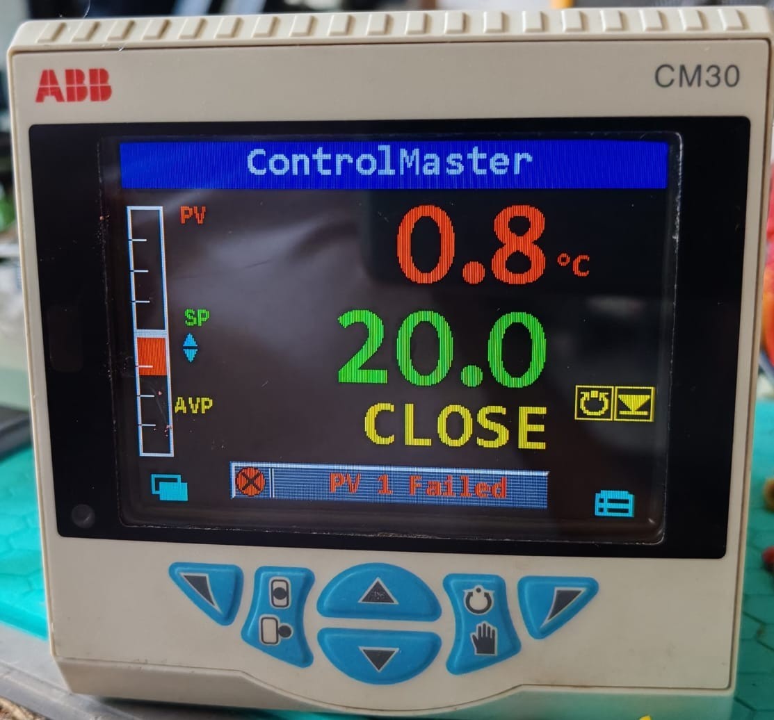 ABB CM30/000S0E0/STD ABB CM30 CONTROLMASTER UNIVERSAL PROCESS CONTROLLER CM30/000S0E0/STD 8