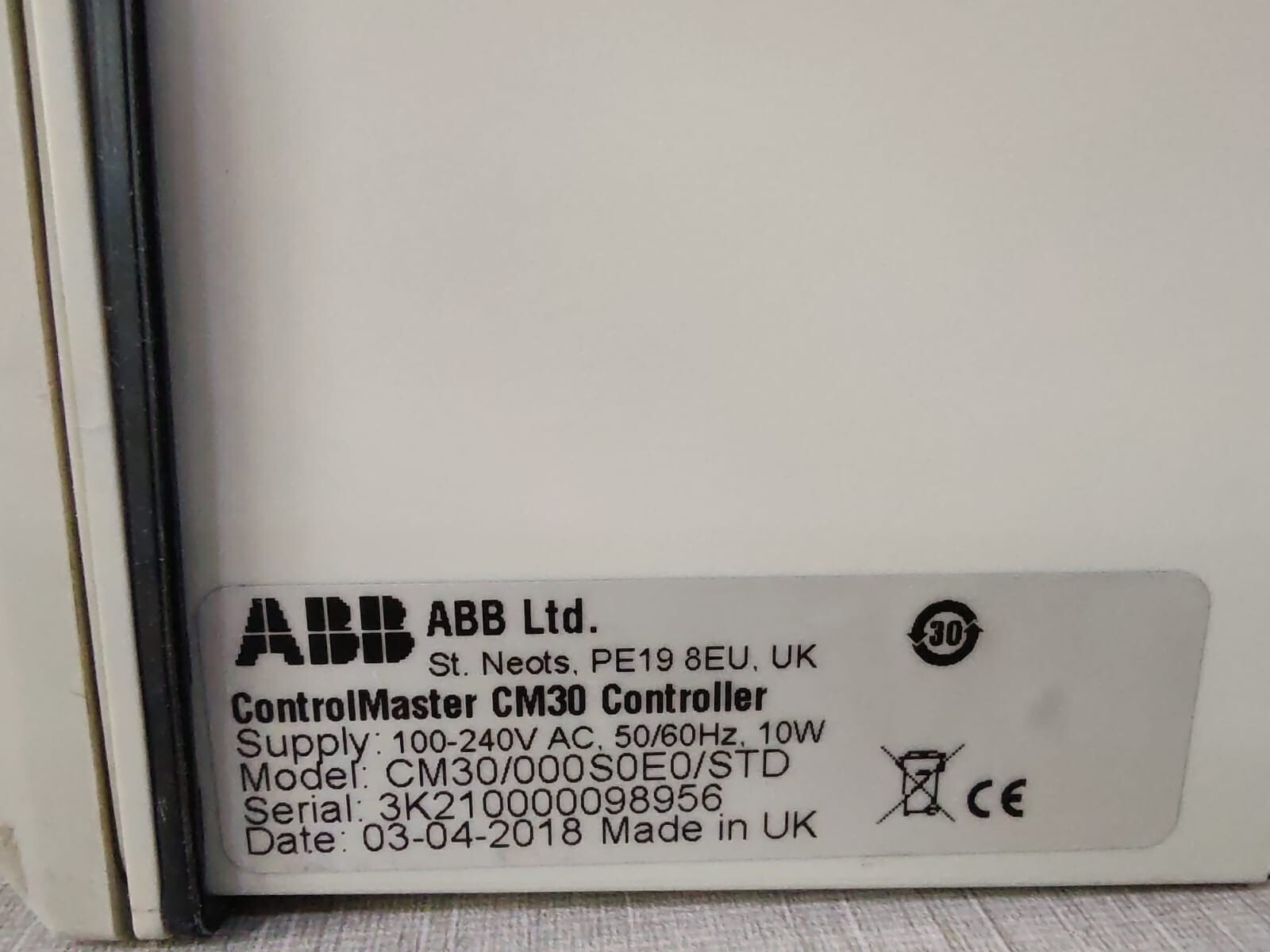 ABB CM30/000S0E0/STD-W ABB CM30 CONTROLMASTER UNIVERSAL PROCESS CONTROLLER CM30/000S0E0/STD-W/ DAMAGED 3