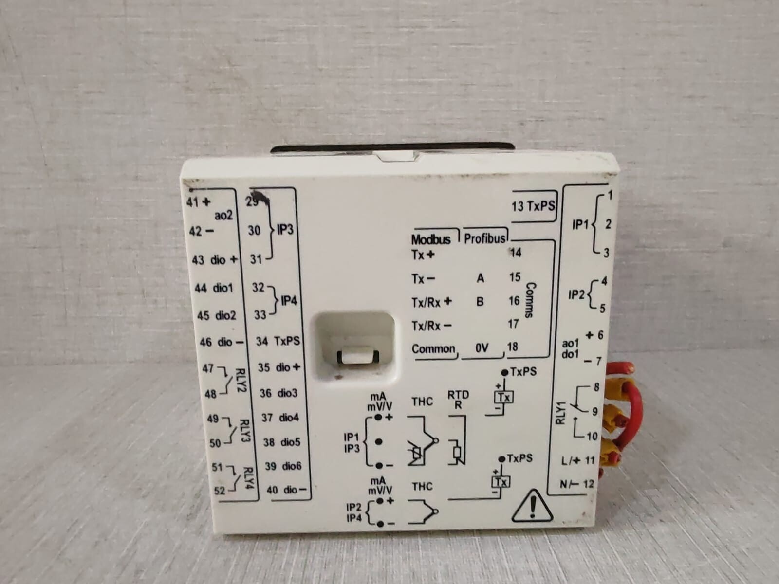 ABB CM30/000S0E0/STD-W ABB CM30 CONTROLMASTER UNIVERSAL PROCESS CONTROLLER CM30/000S0E0/STD-W/ DAMAGED 8