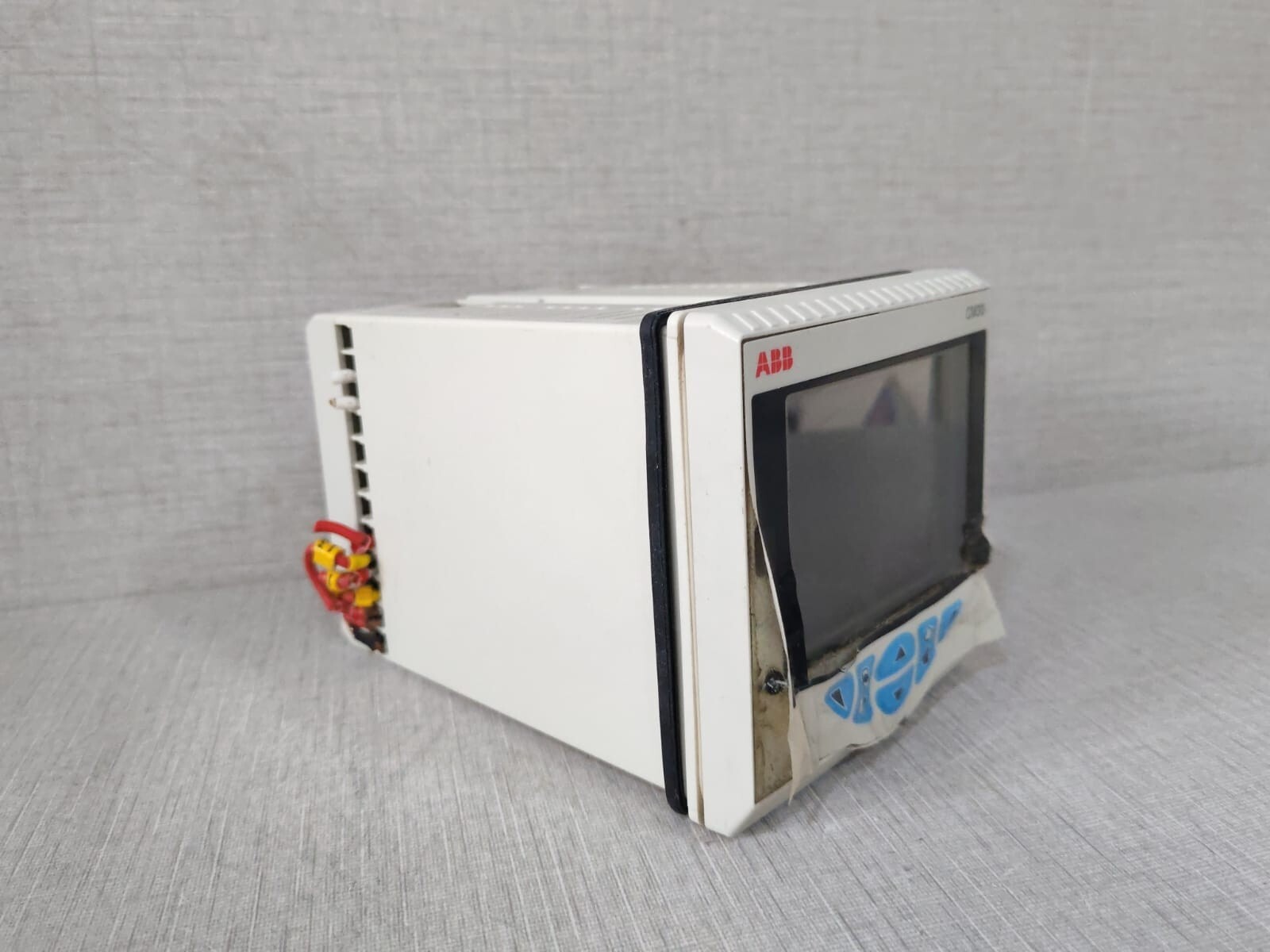 ABB CM30/000S0E0/STD-W ABB CM30 CONTROLMASTER UNIVERSAL PROCESS CONTROLLER CM30/000S0E0/STD-W/ DAMAGED 10