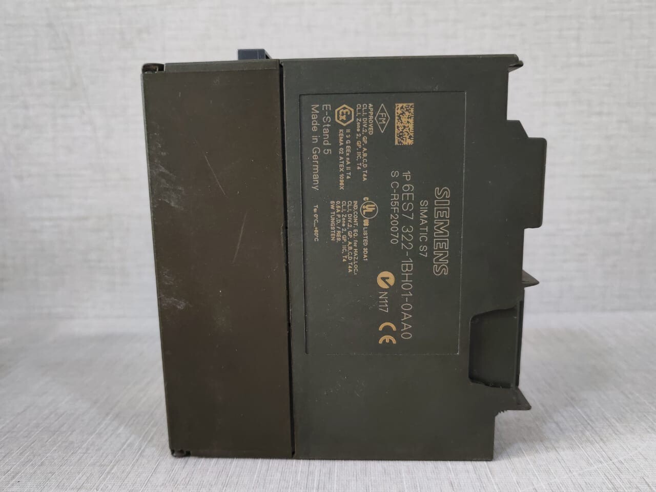 Siemens 6ES7322-1BH01-0AA0 & 6ES7321-1BH02-0AA0 SIEMENS SIMATIC S7 6ES7322-1BH01-0AA0 & 6ES7321-1BH02-0AA0(2 PCS) 6