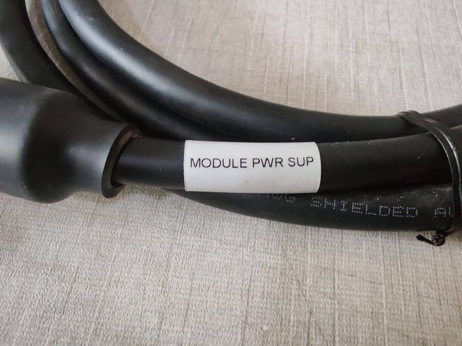 Honeywell 51308093-600 HONEYWELL 51308093-600 REV.F CABLE 10A 250V 3