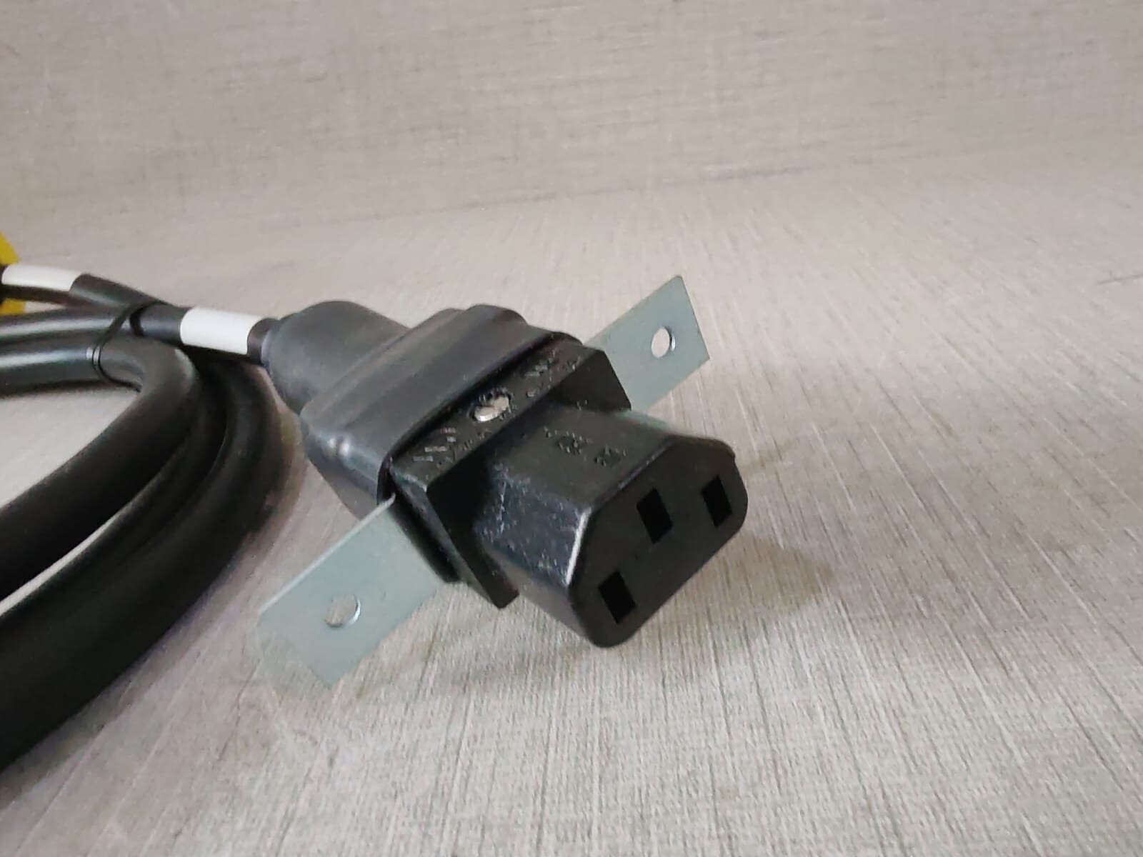 Honeywell 51308093-600 HONEYWELL 51308093-600 REV.F CABLE 10A 250V 8