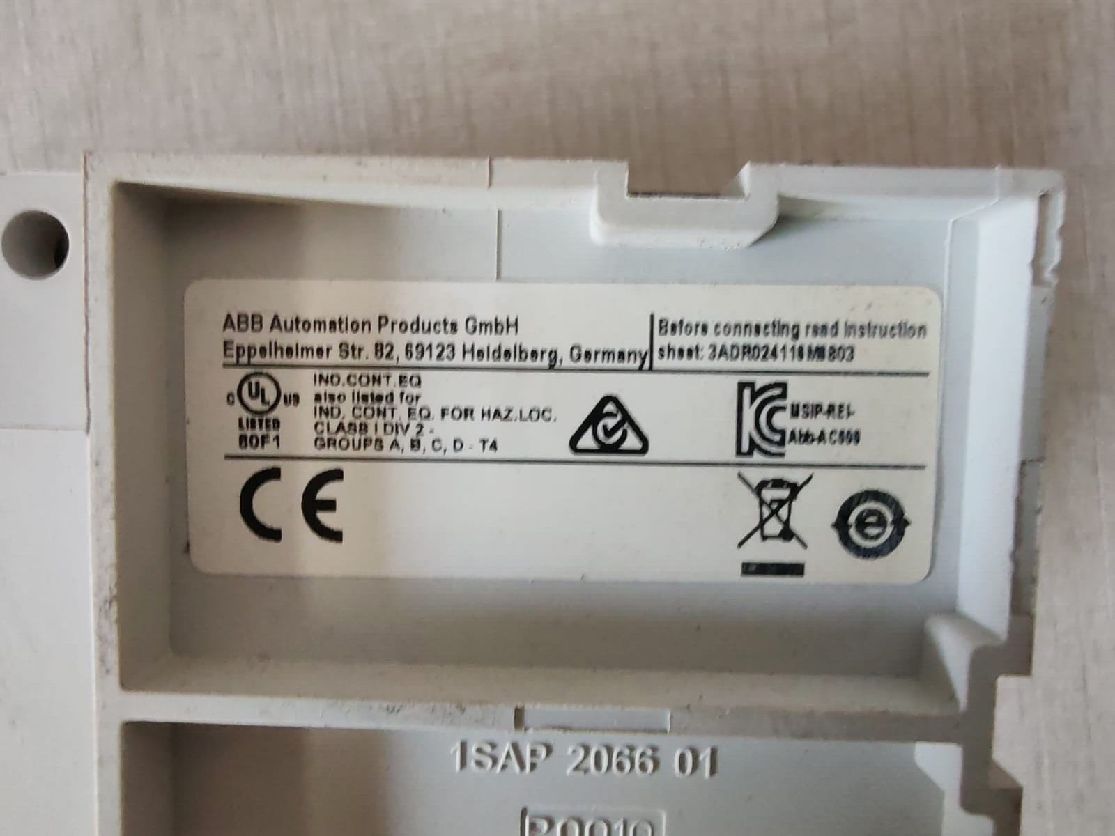 ABB 1SAP240700R0001 DO524 ABB 1SAP240700R0001 Digital Output Module 10