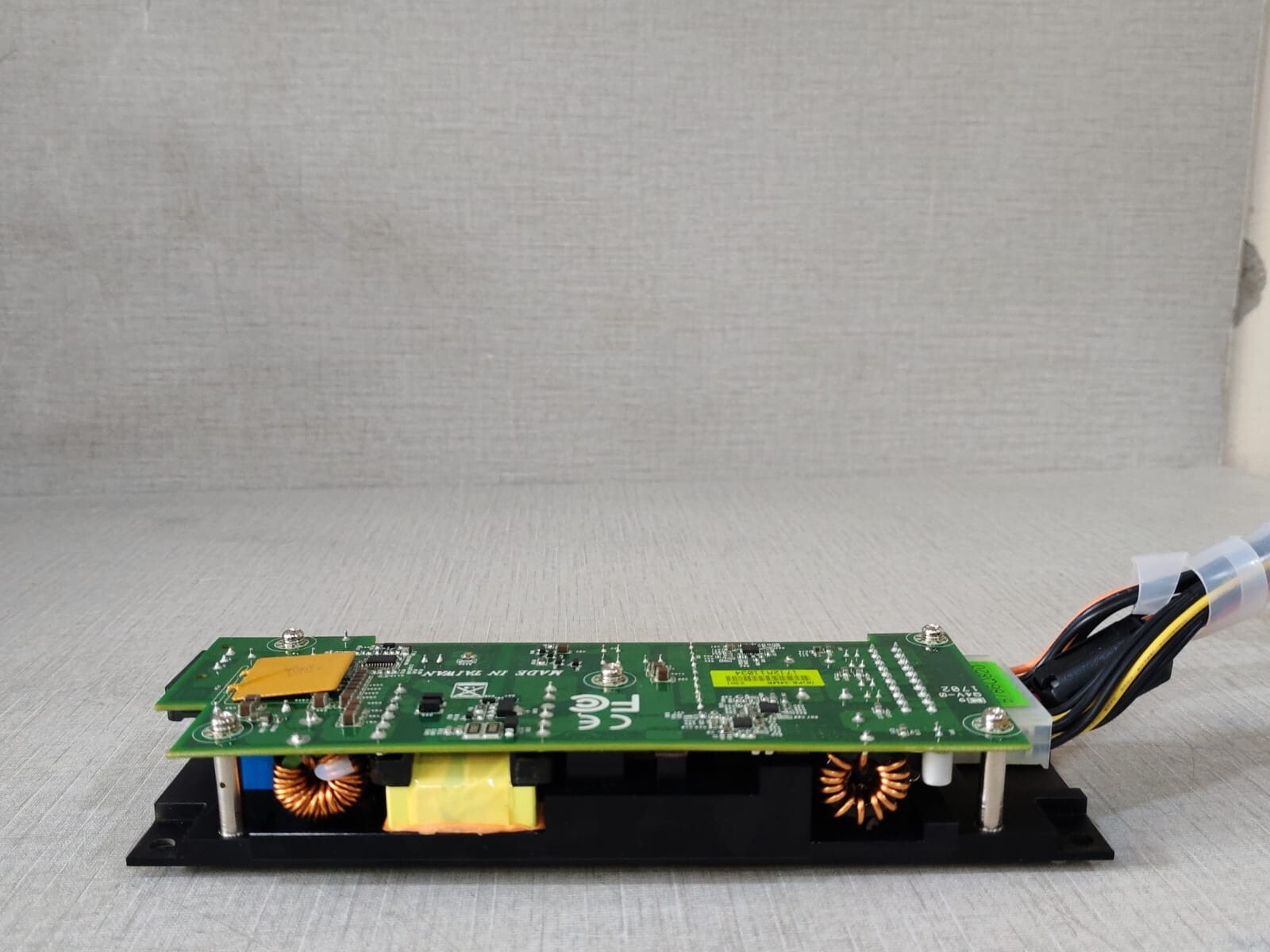 Phoenix Contact VL2 BPC 7000/ PB-24 MR PHOENIX CONTACT VL2 BPC 7000/ PB-24 MR POWER SUPPLY 5