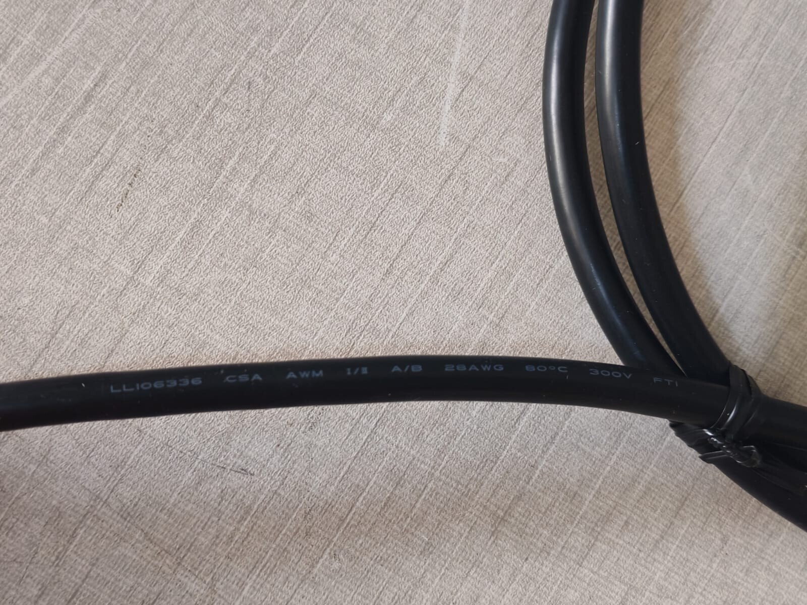 Honeywell 51308285-200 HONEYWELL 51308285-200 REV.B CABLE 8