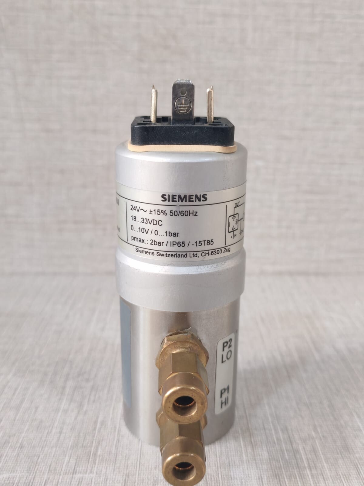 Siemens QBE3000-D1 SIEMENS QBE3000-D1 DIFFERENTIAL PRESSURE SENSOR 5