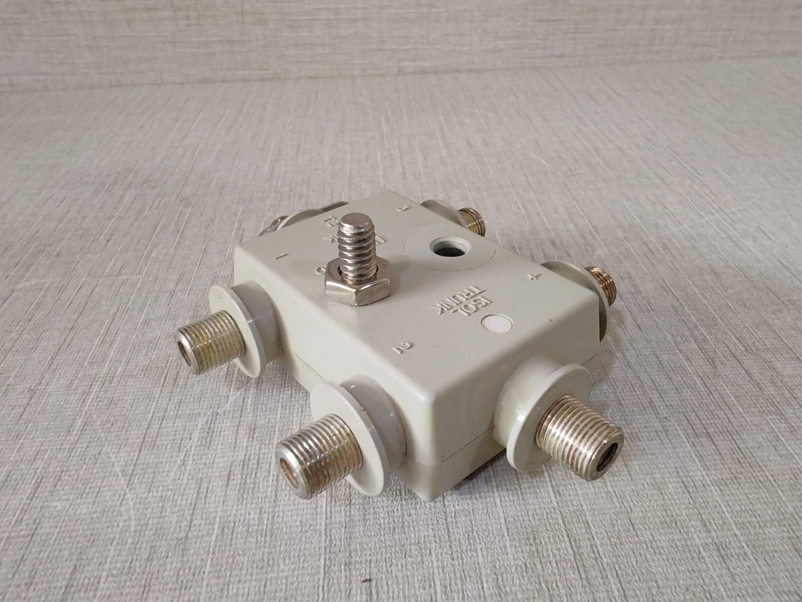 Honeywell 51109693-100B HONEYWELL 51109693-100B 2-4 PORT UCN CONNECTOR DROP CABLE TAP GROUND 8